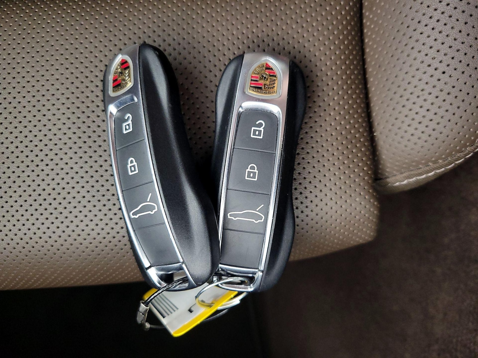 2023 Porsche Panamera Platinum Edition - Photo 26