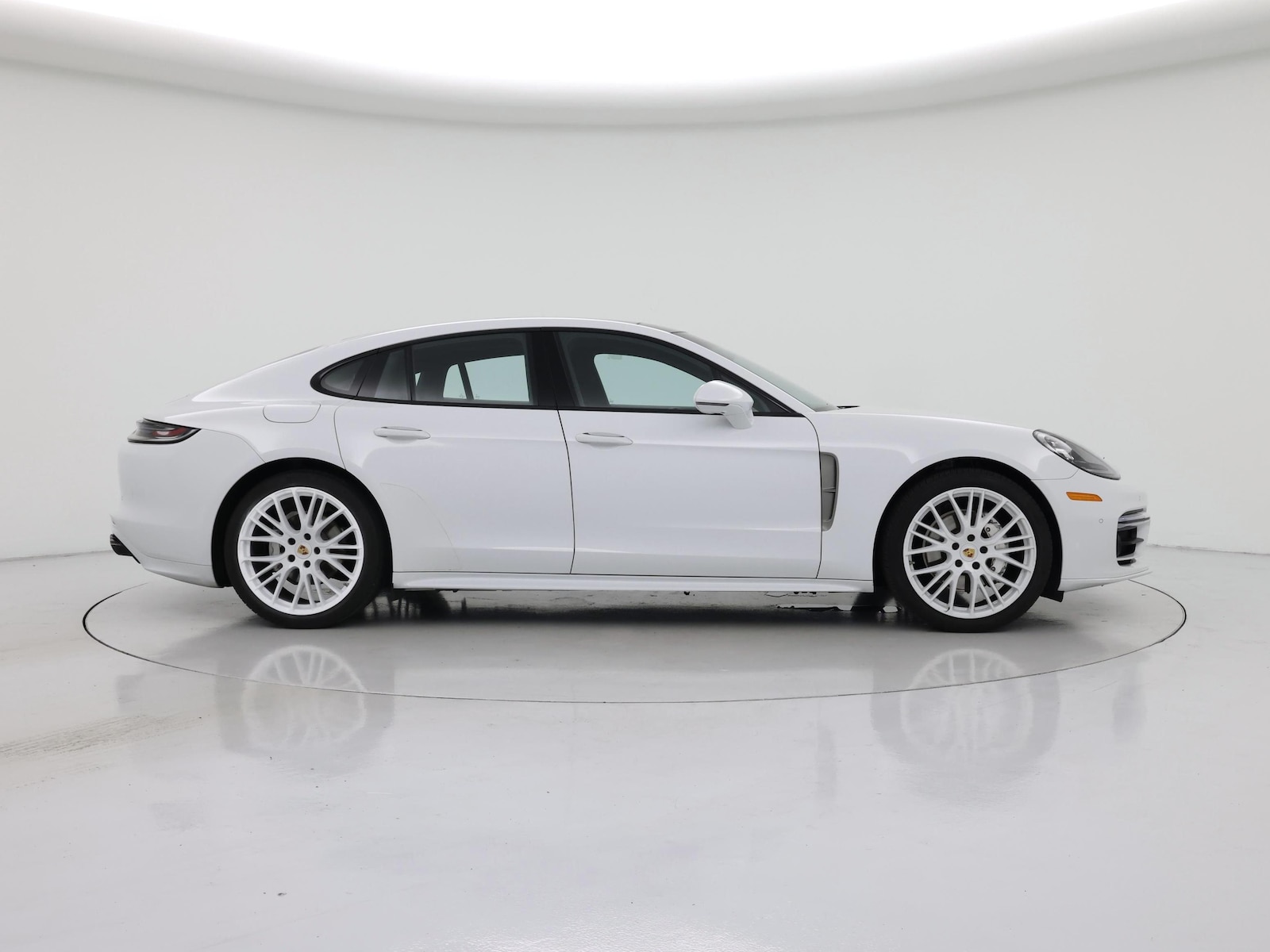 2023 Porsche Panamera Platinum Edition - Photo 8