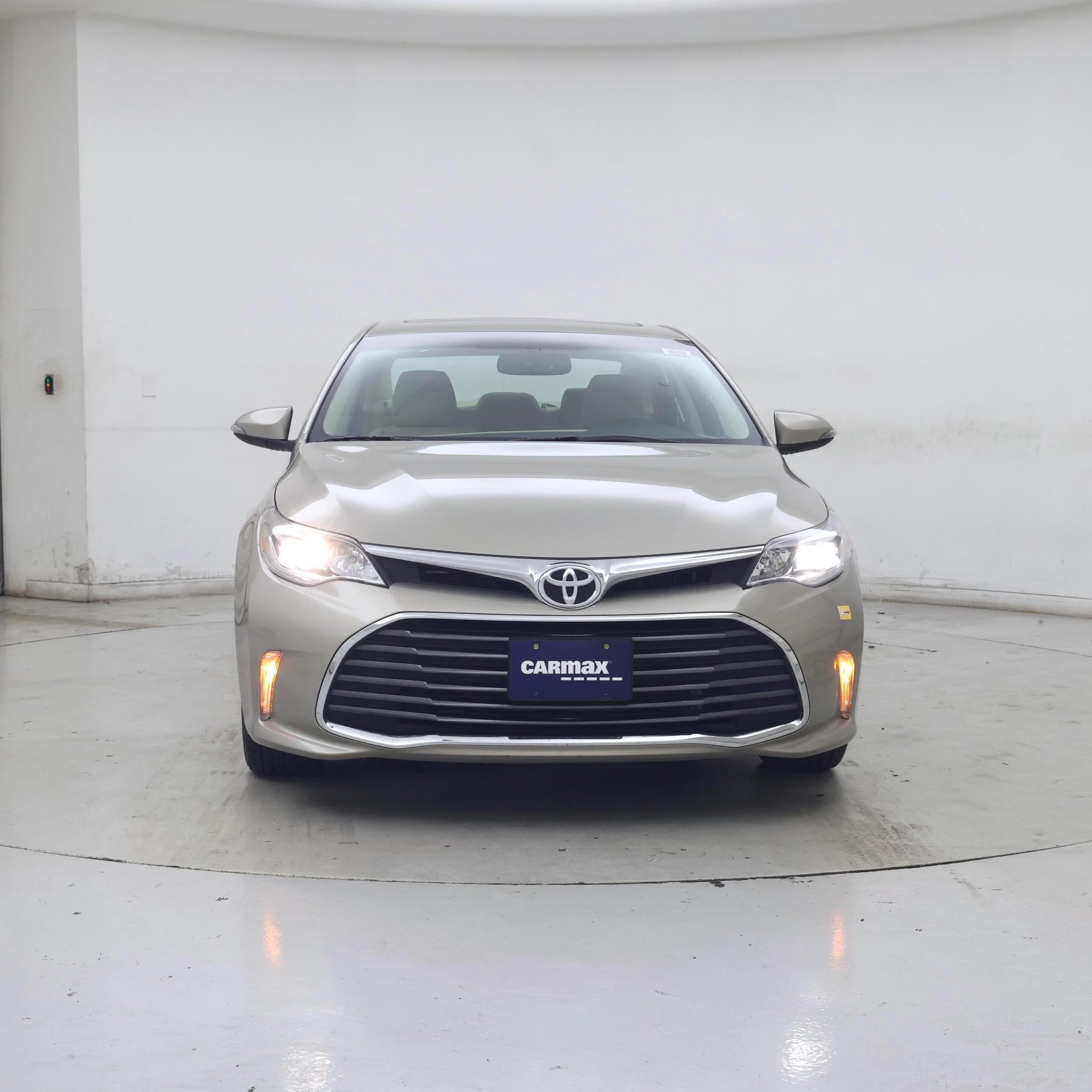 Thumbnail: 2016 Toyota Avalon - 5