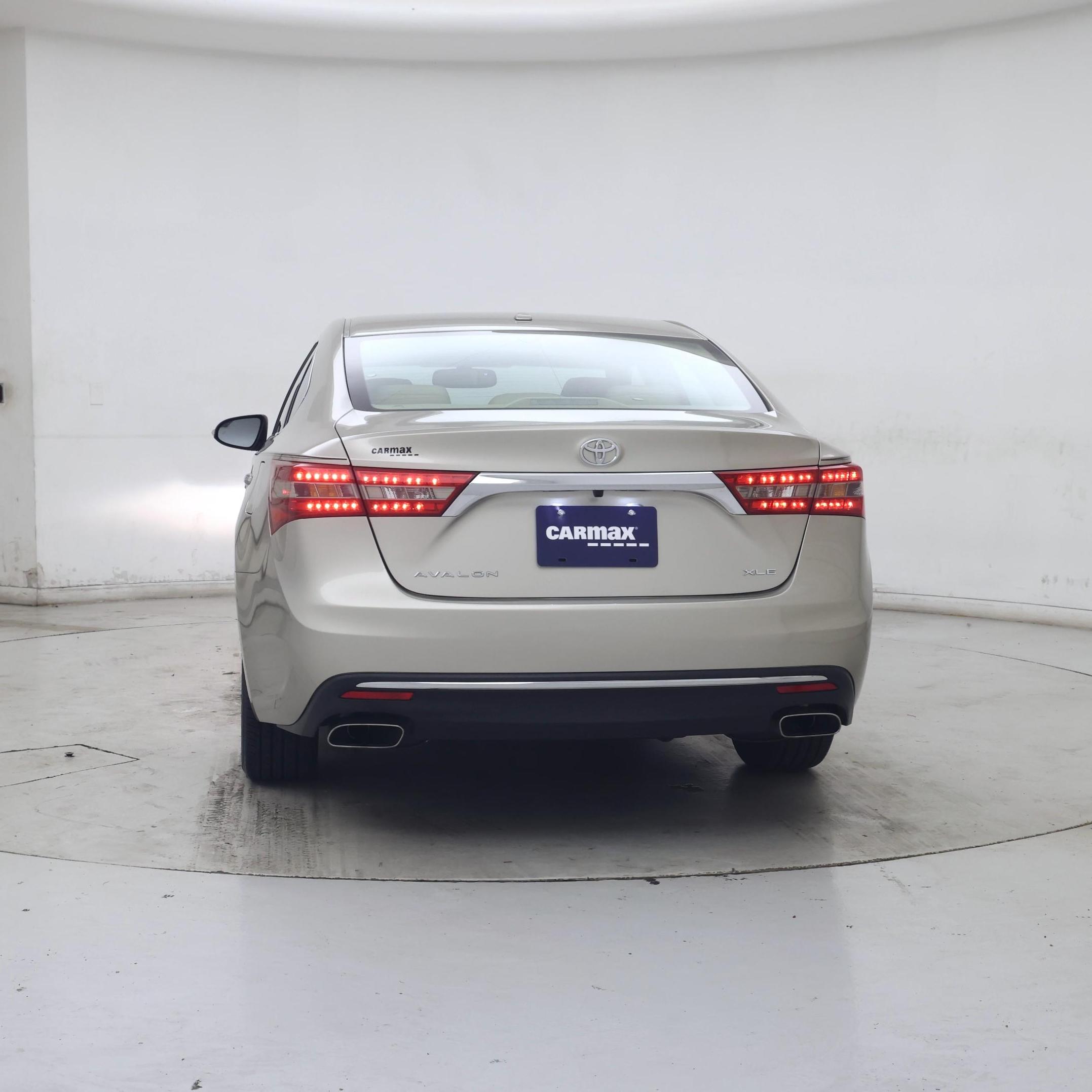 Thumbnail: 2016 Toyota Avalon - 6