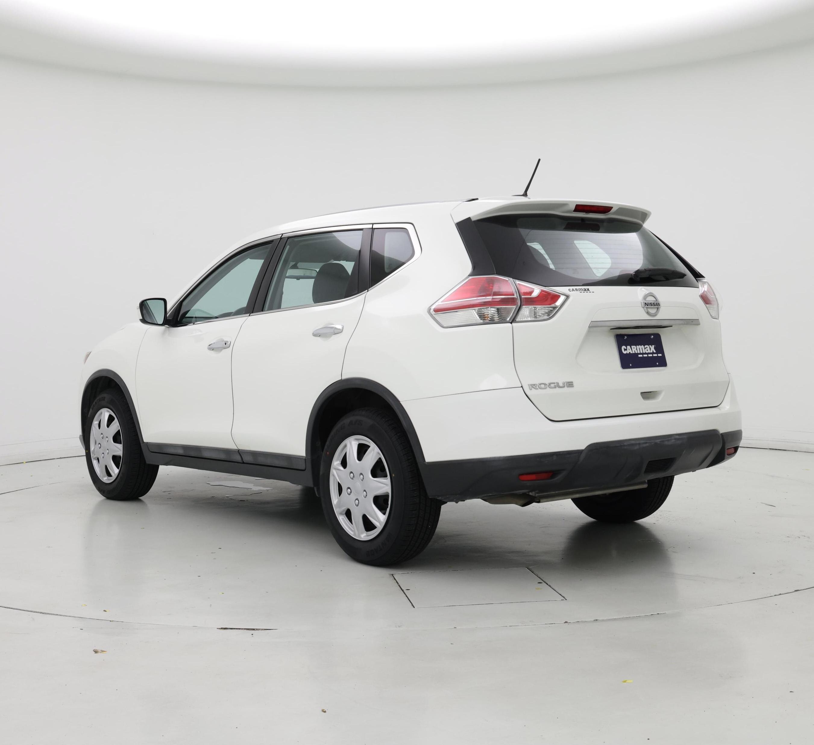 Thumbnail: 2015 Nissan Rogue - 2