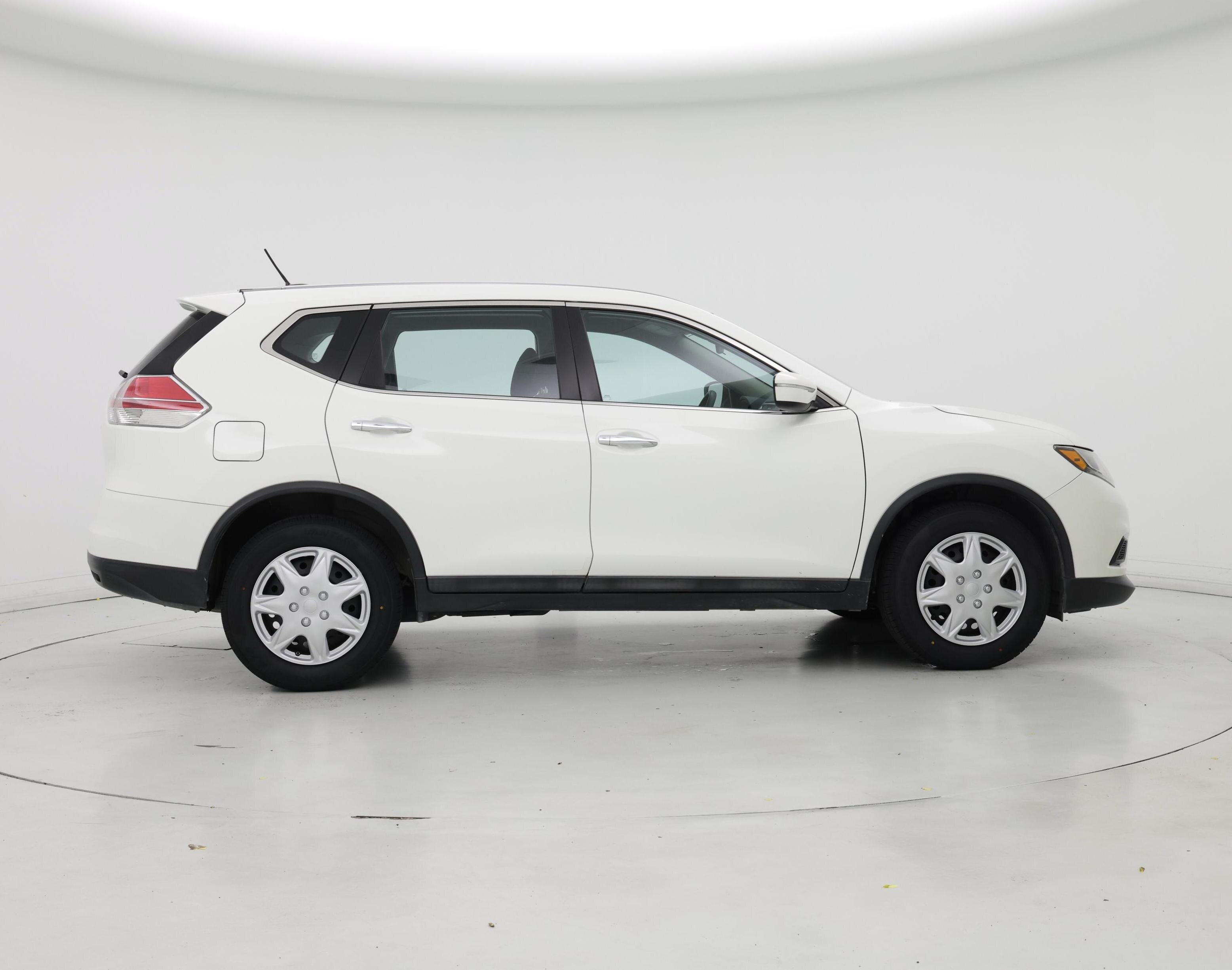 Thumbnail: 2015 Nissan Rogue - 7