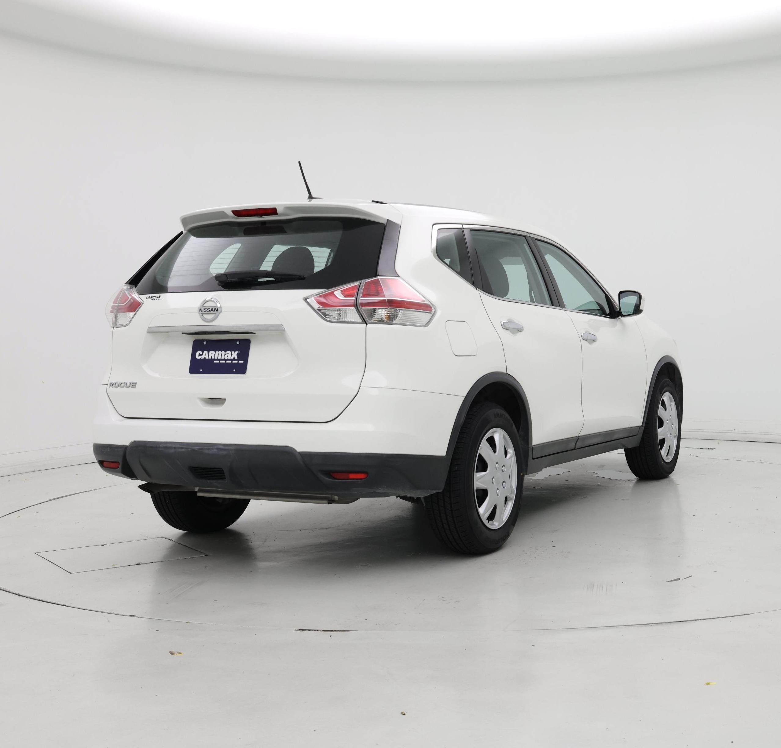 Thumbnail: 2015 Nissan Rogue - 8