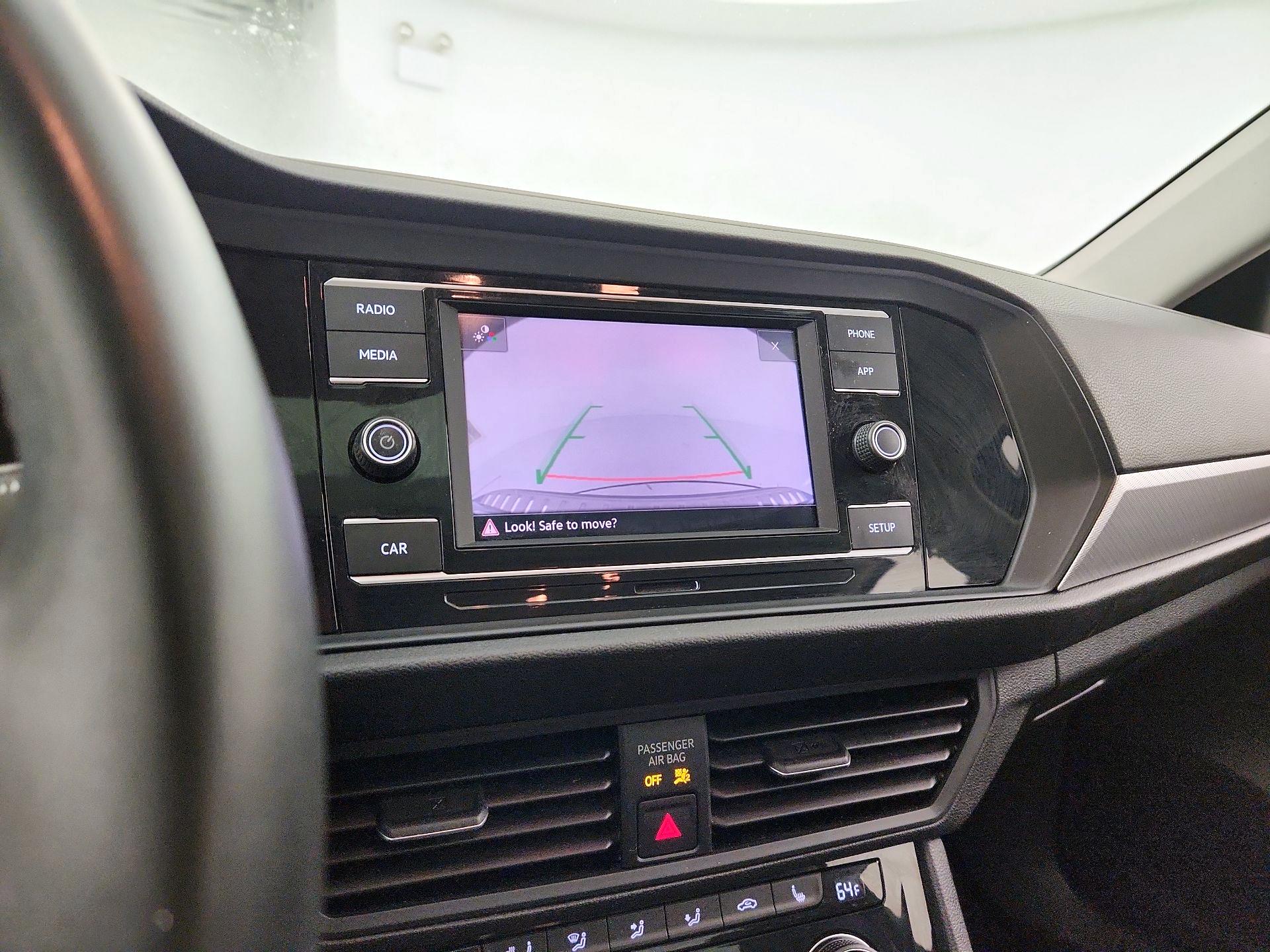 Thumbnail: 2019 Volkswagen Jetta - 14