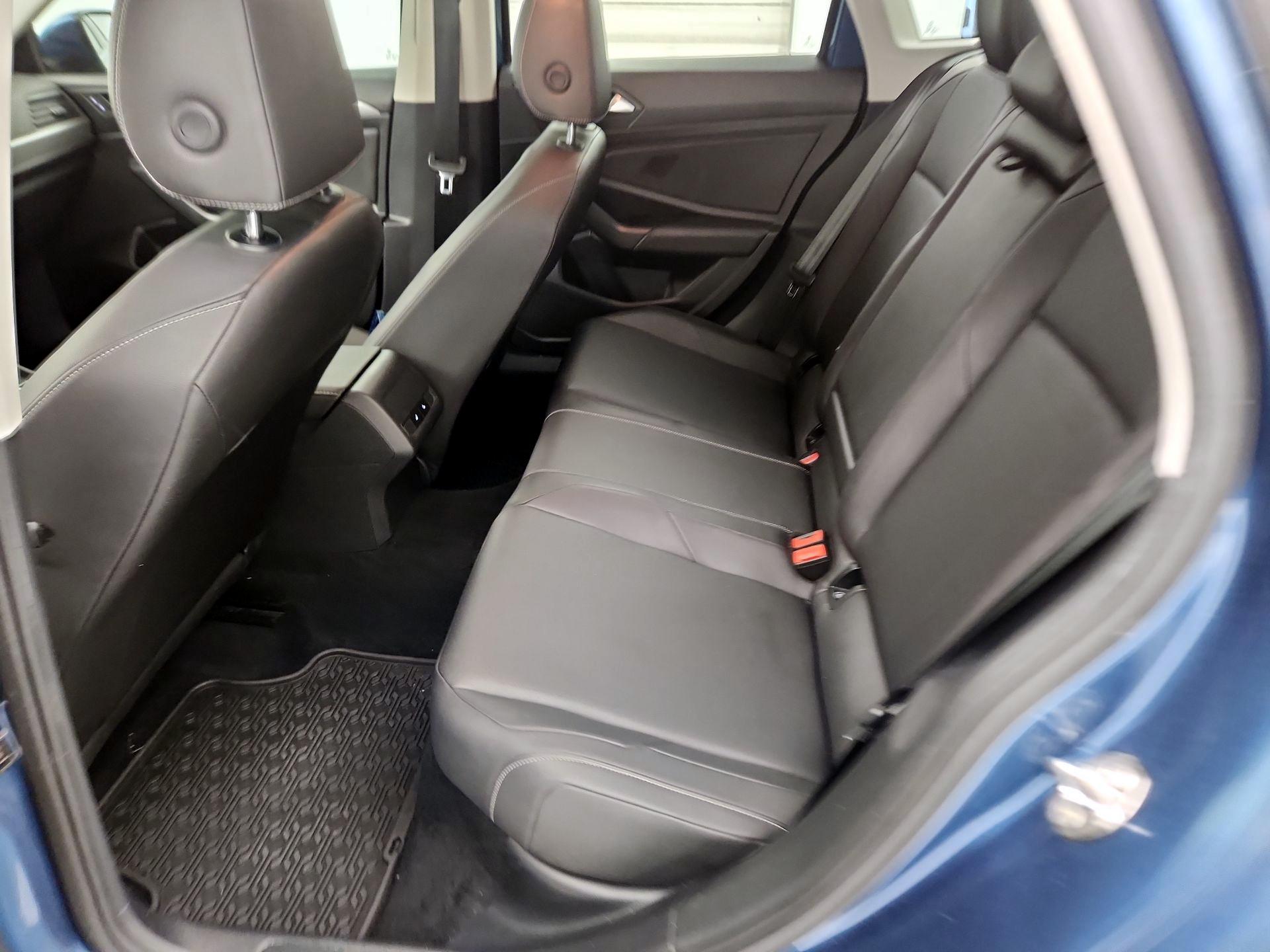 Thumbnail: 2019 Volkswagen Jetta - 20
