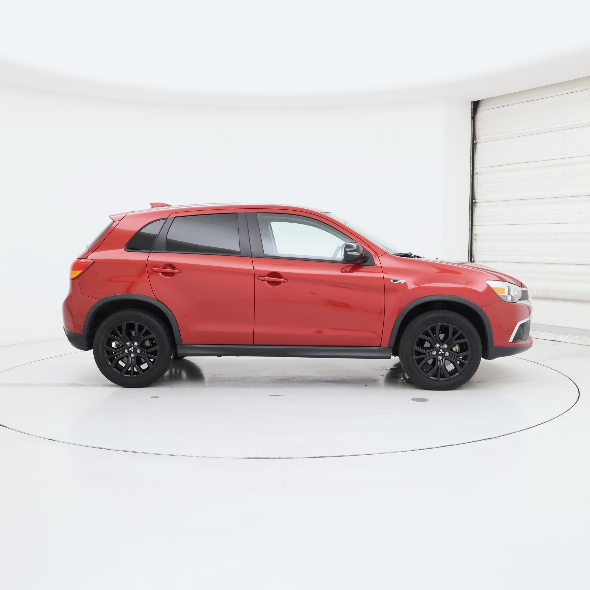 Thumbnail: 2017 Mitsubishi Outlander Sport - 7