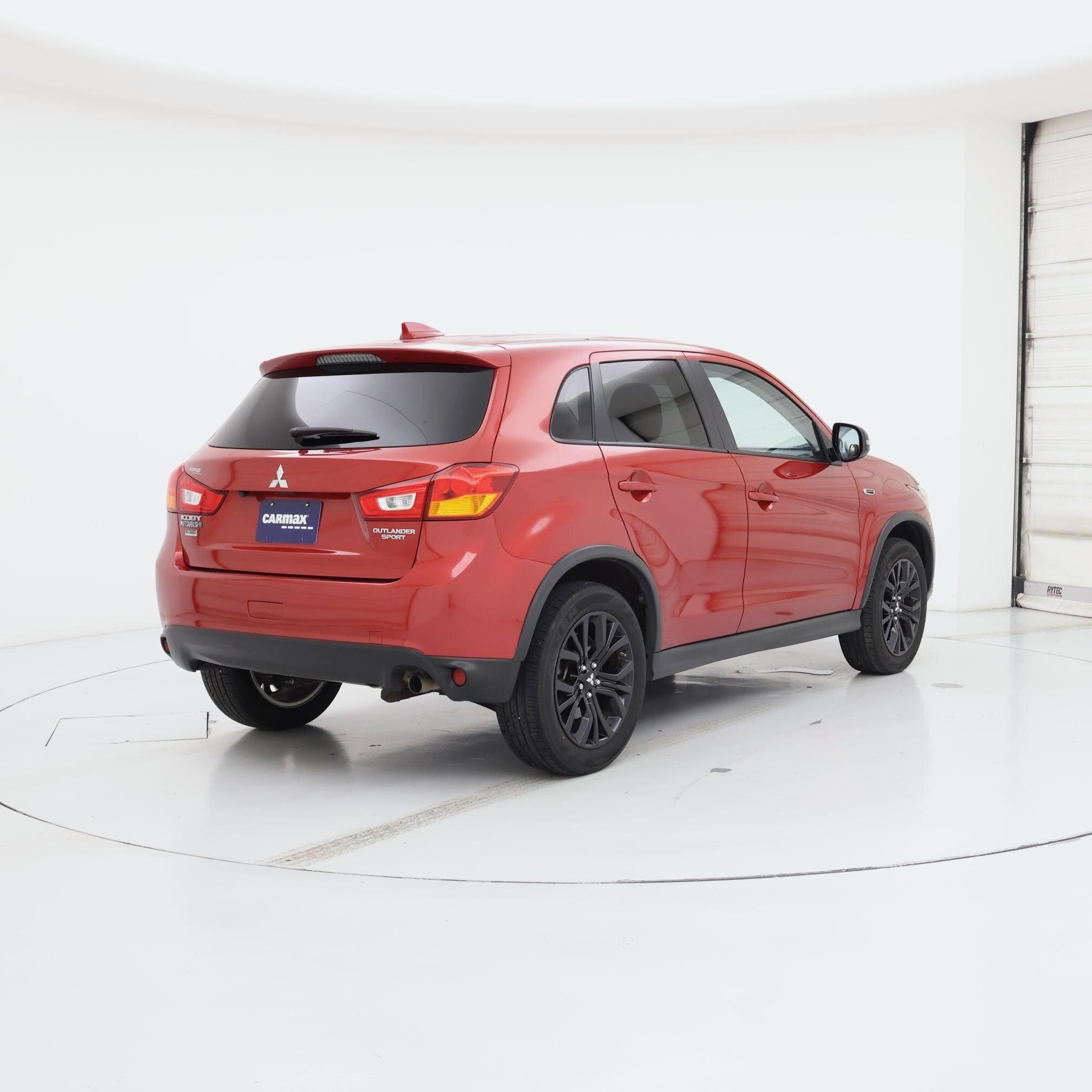 Thumbnail: 2017 Mitsubishi Outlander Sport - 8