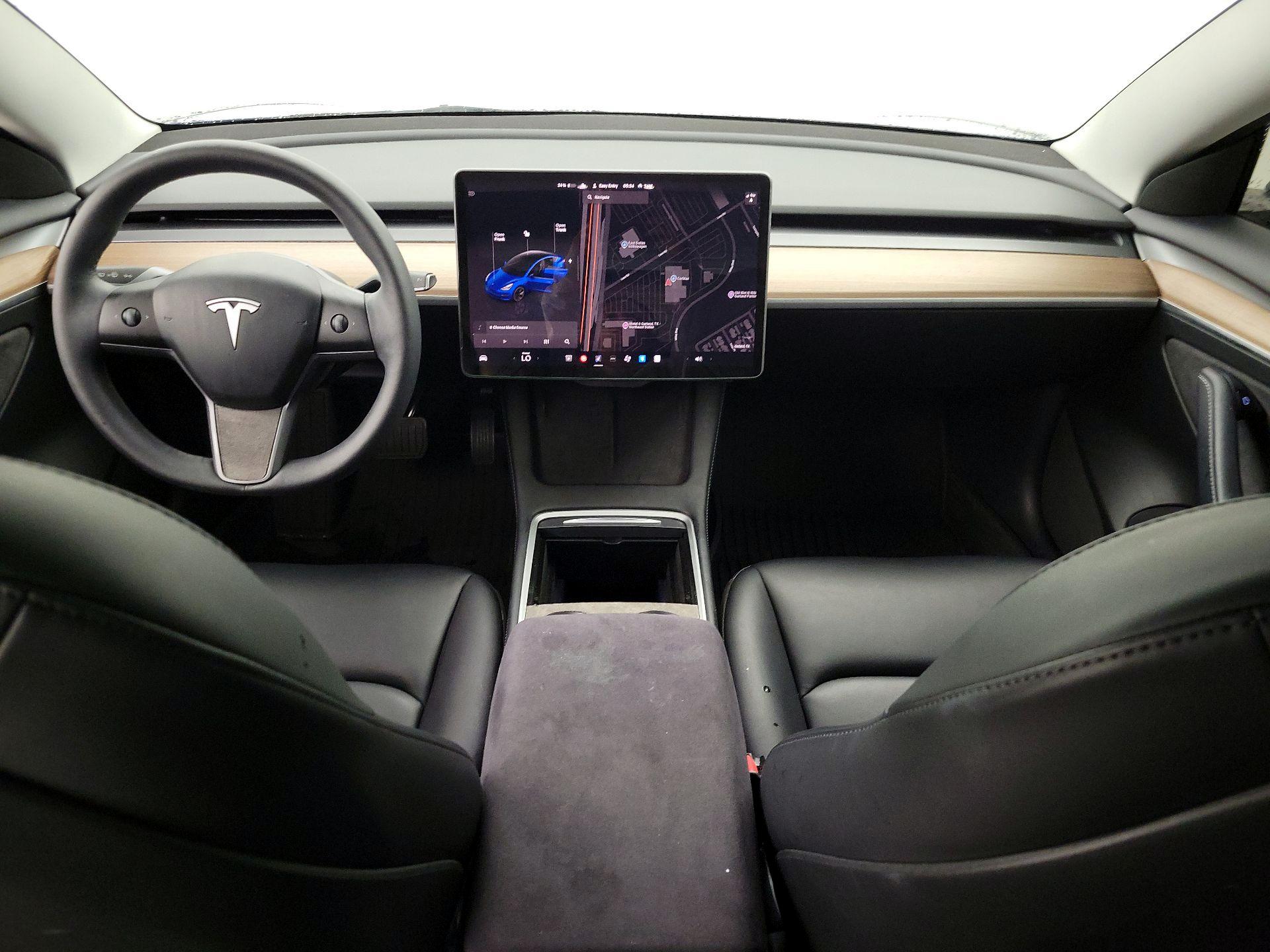 Thumbnail: 2023 Tesla Model 3 - 9