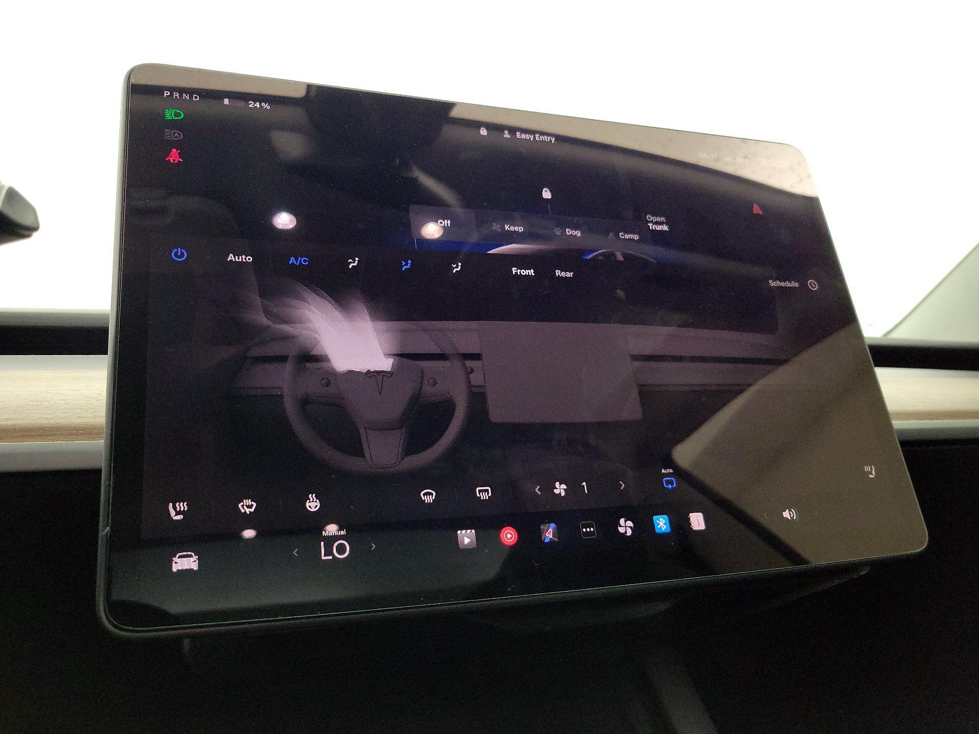 Thumbnail: 2023 Tesla Model 3 - 16