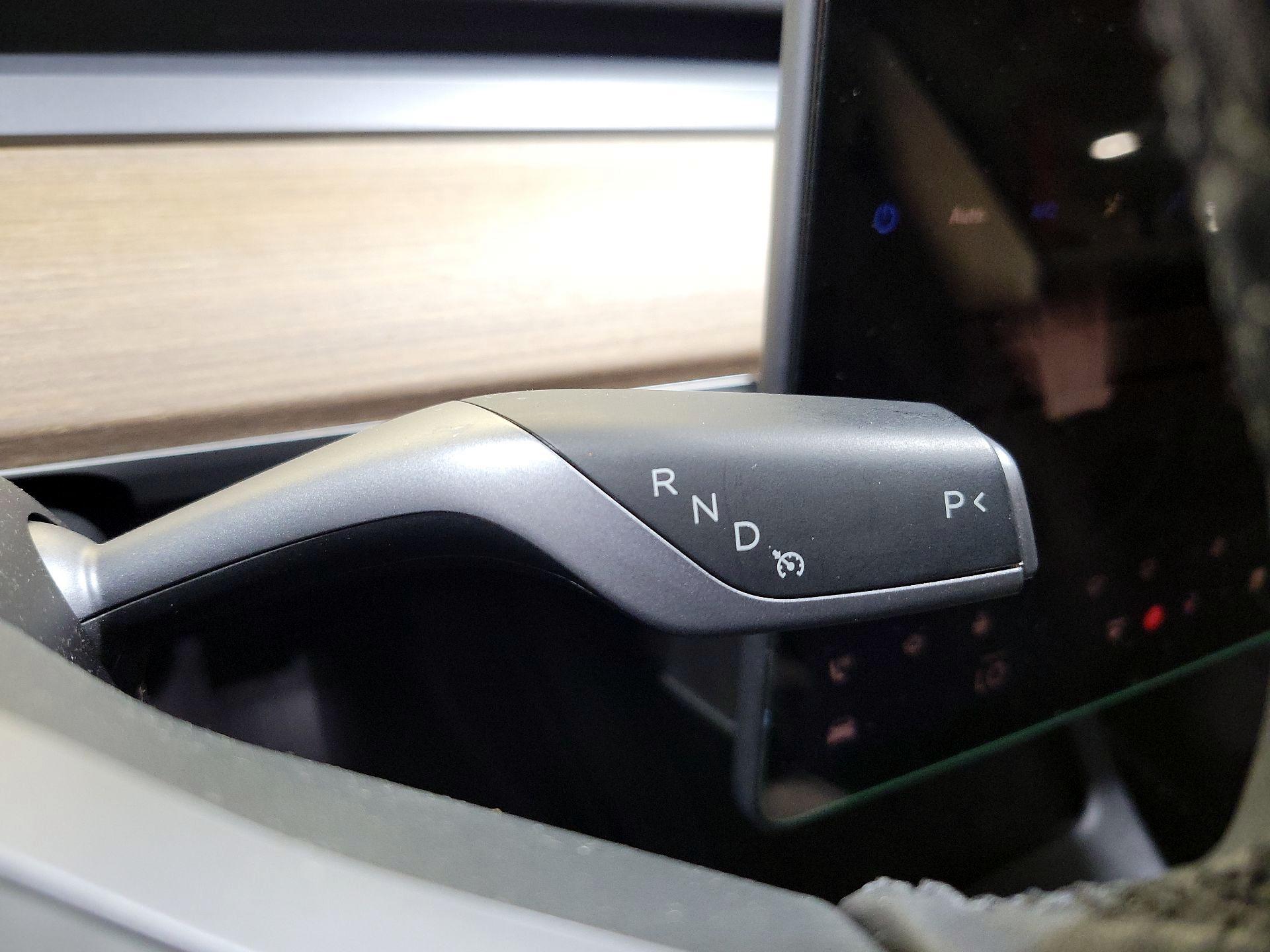 Thumbnail: 2023 Tesla Model 3 - 17