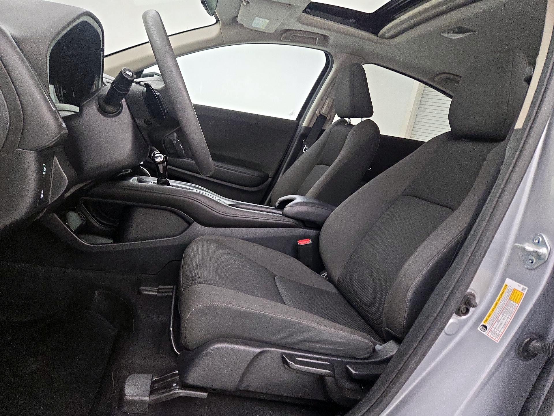 Thumbnail: 2022 Honda HR-V - 11