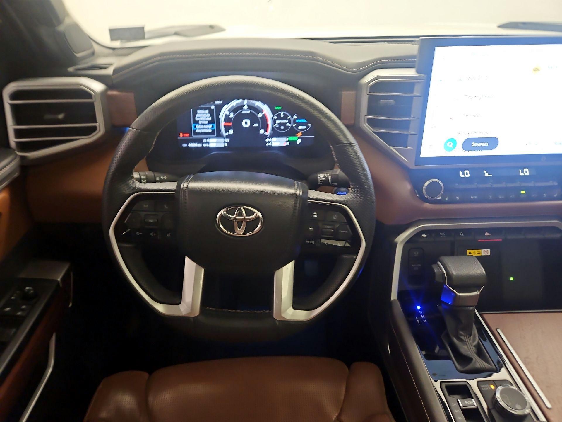 Thumbnail: 2024 Toyota Tundra - 10
