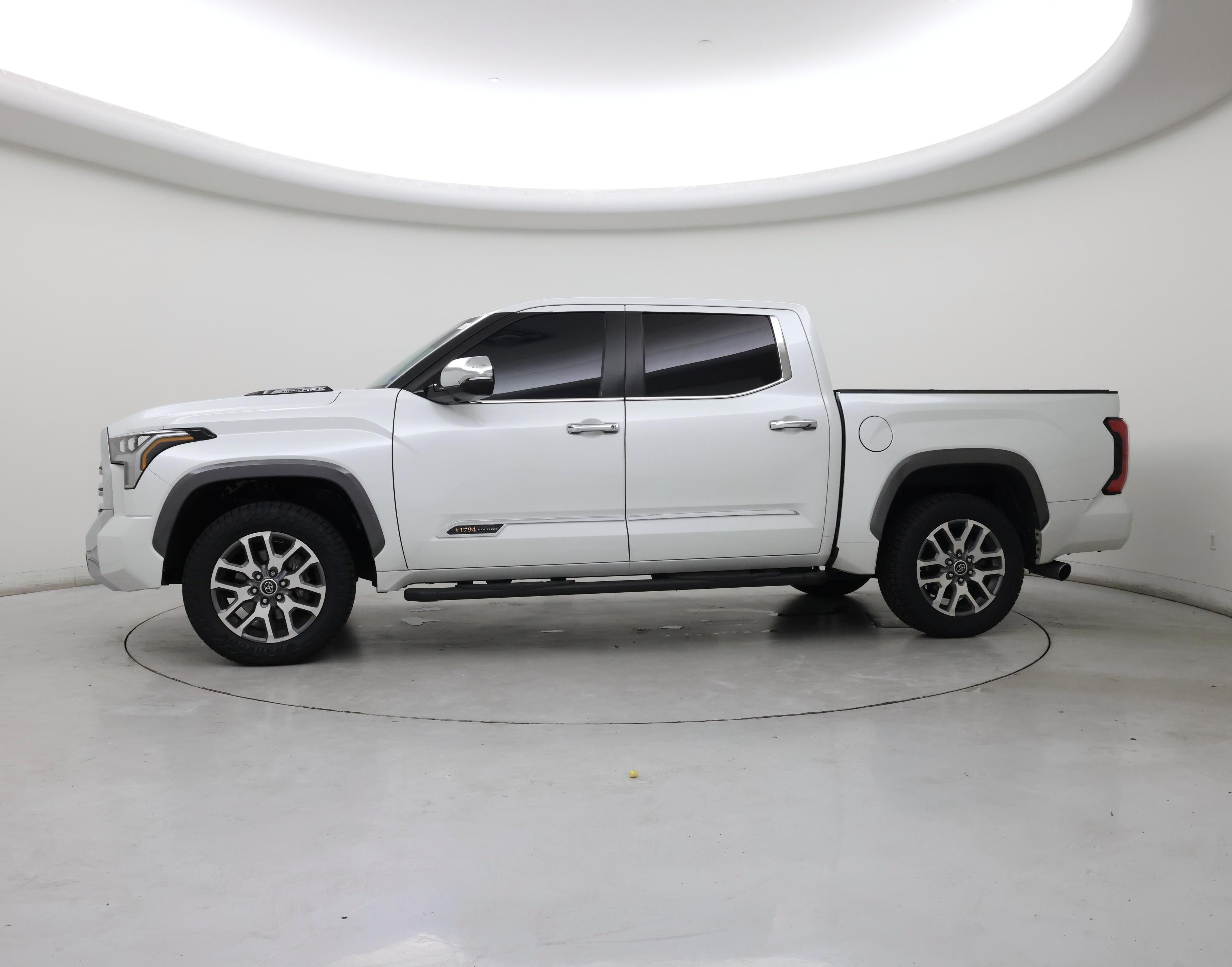 Thumbnail: 2024 Toyota Tundra - 3