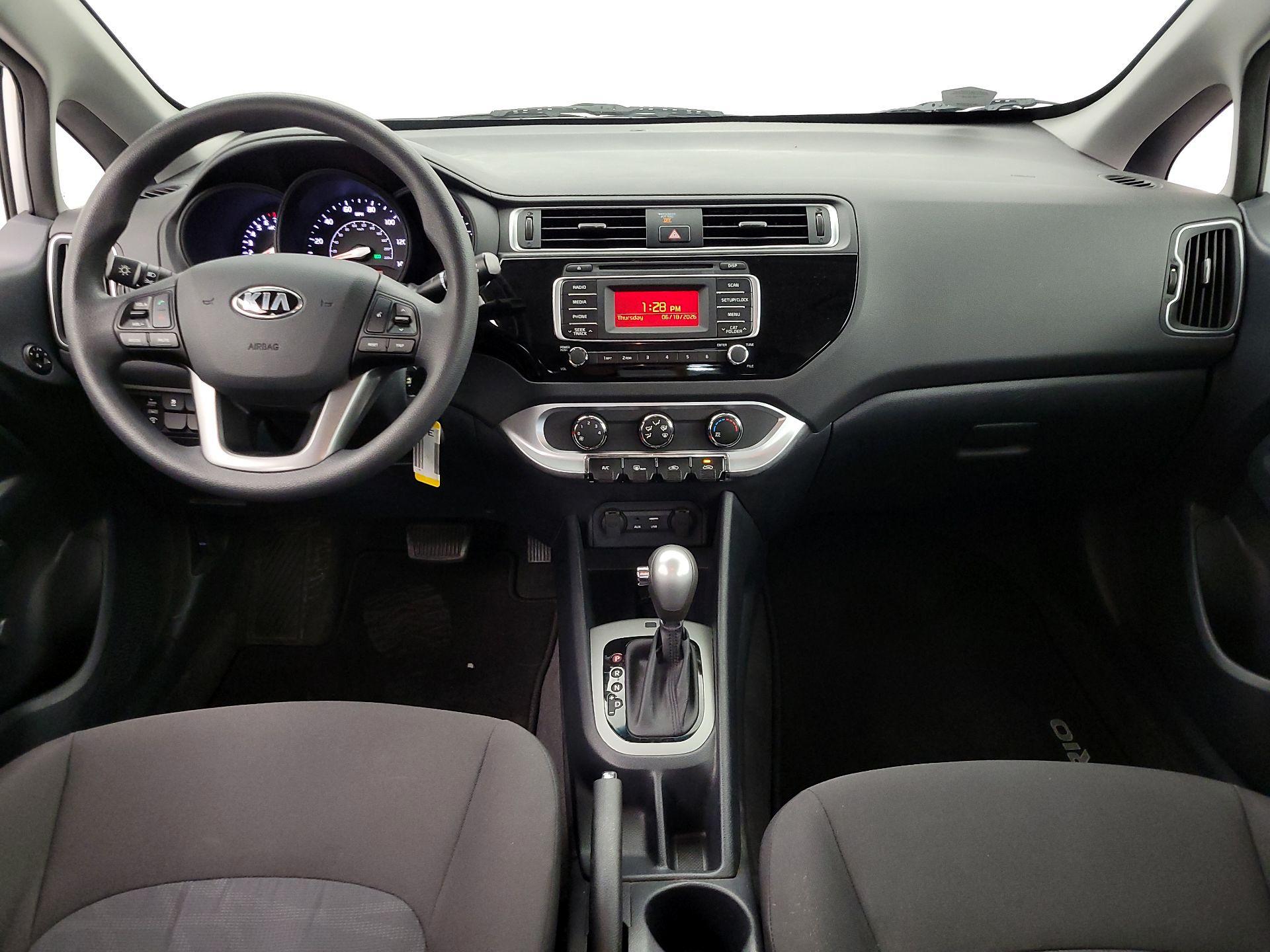 Thumbnail: 2016 Kia Rio - 9