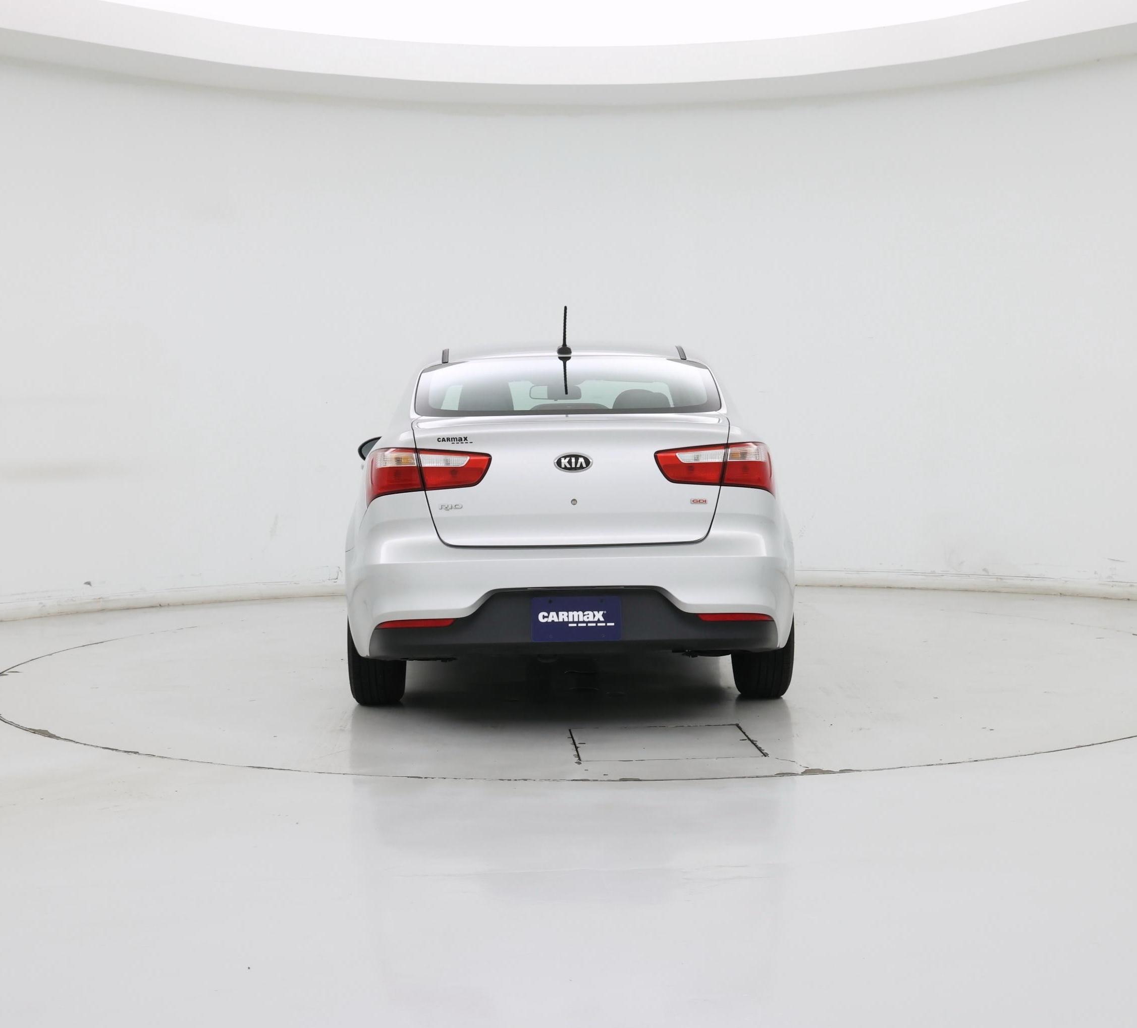 Thumbnail: 2016 Kia Rio - 6