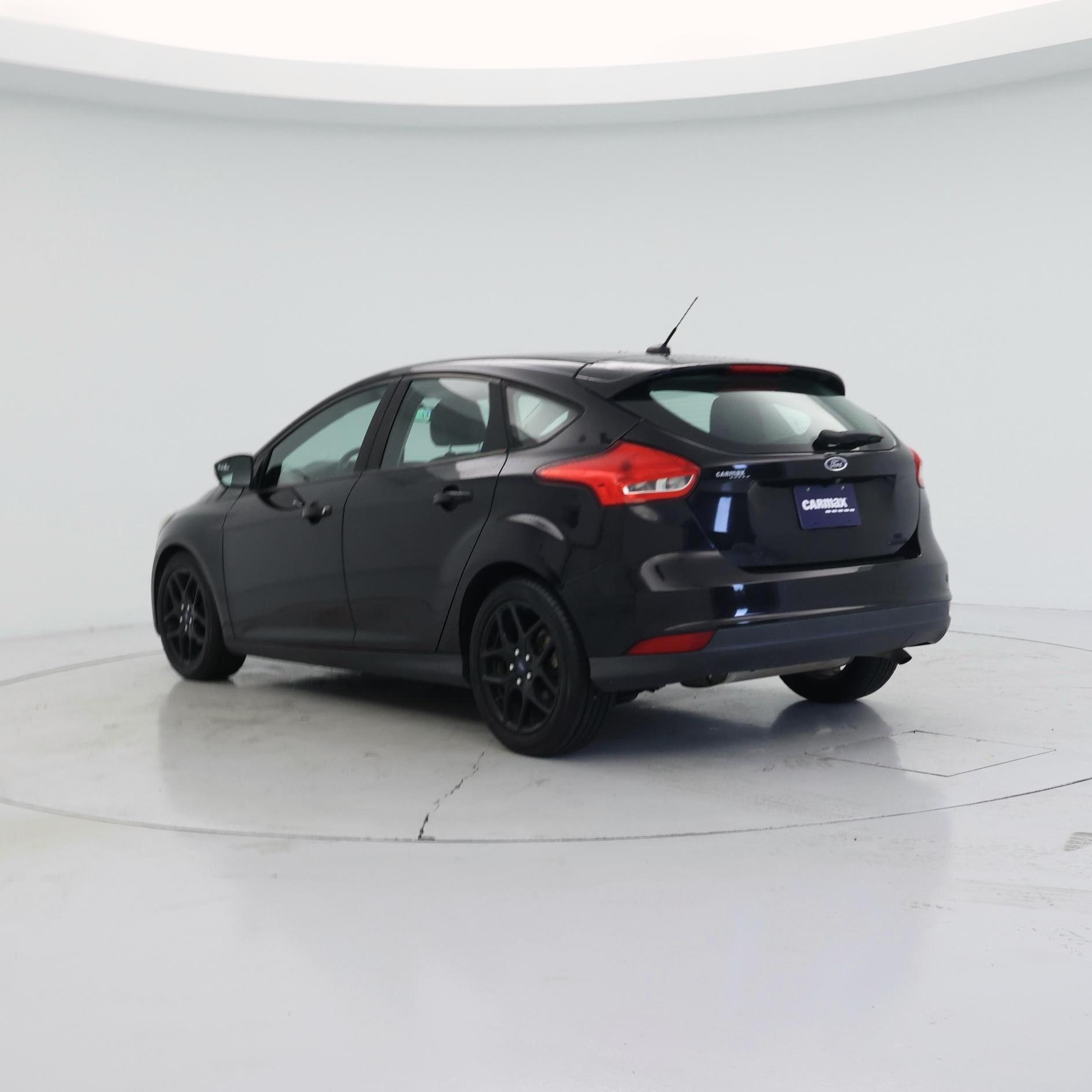 Thumbnail: 2016 Ford Focus - 2