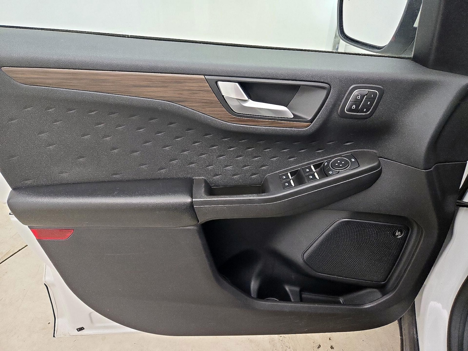 2020 Ford Escape Titanium - Photo 13