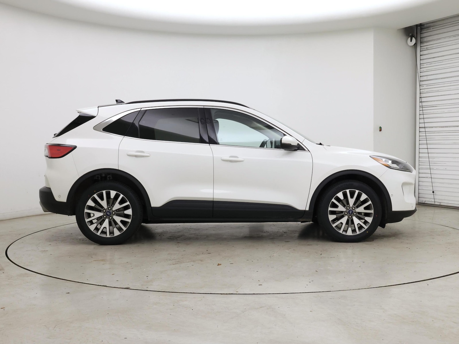2020 Ford Escape Titanium - Photo 8