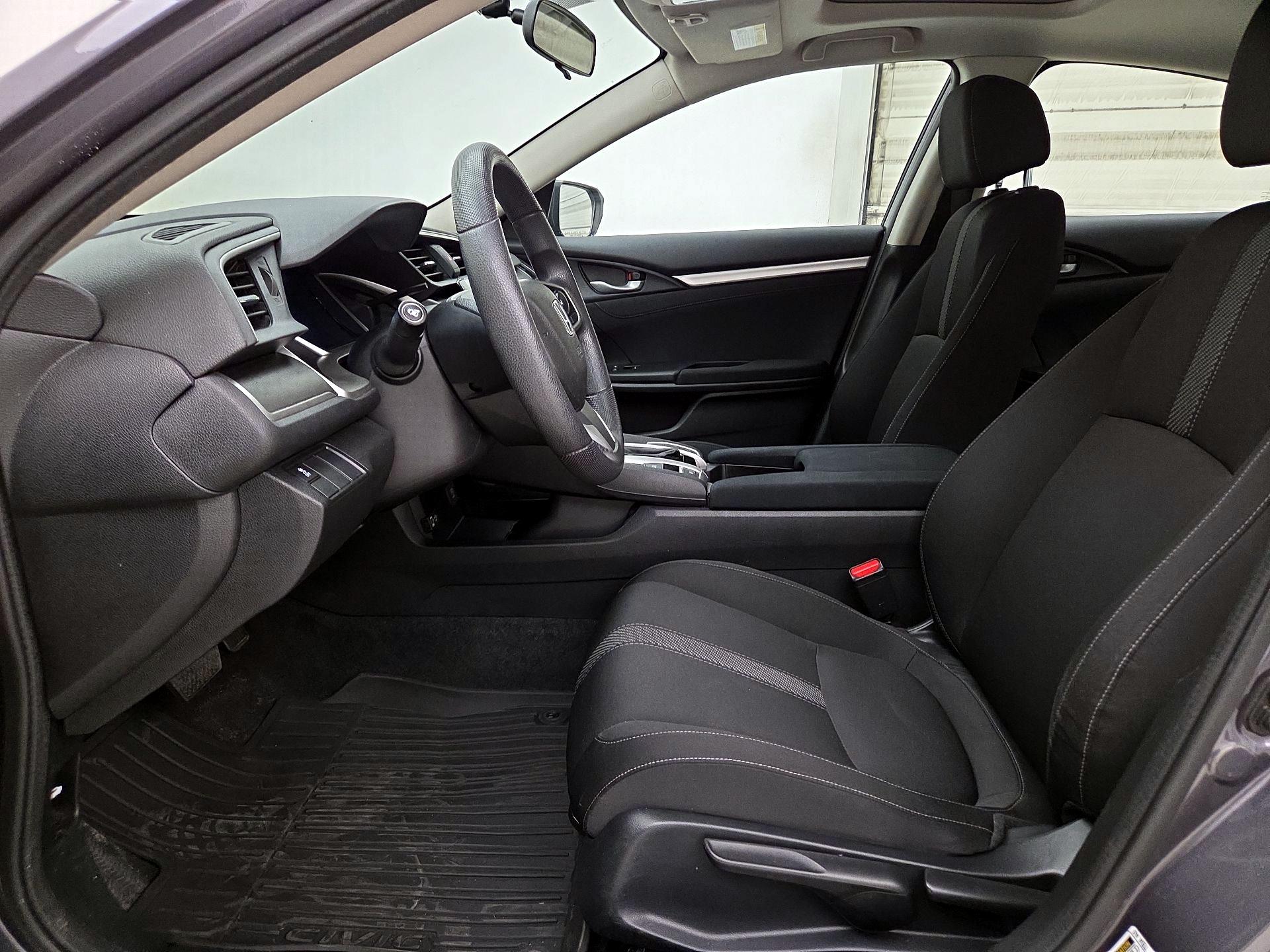 Thumbnail: 2016 Honda Civic - 11