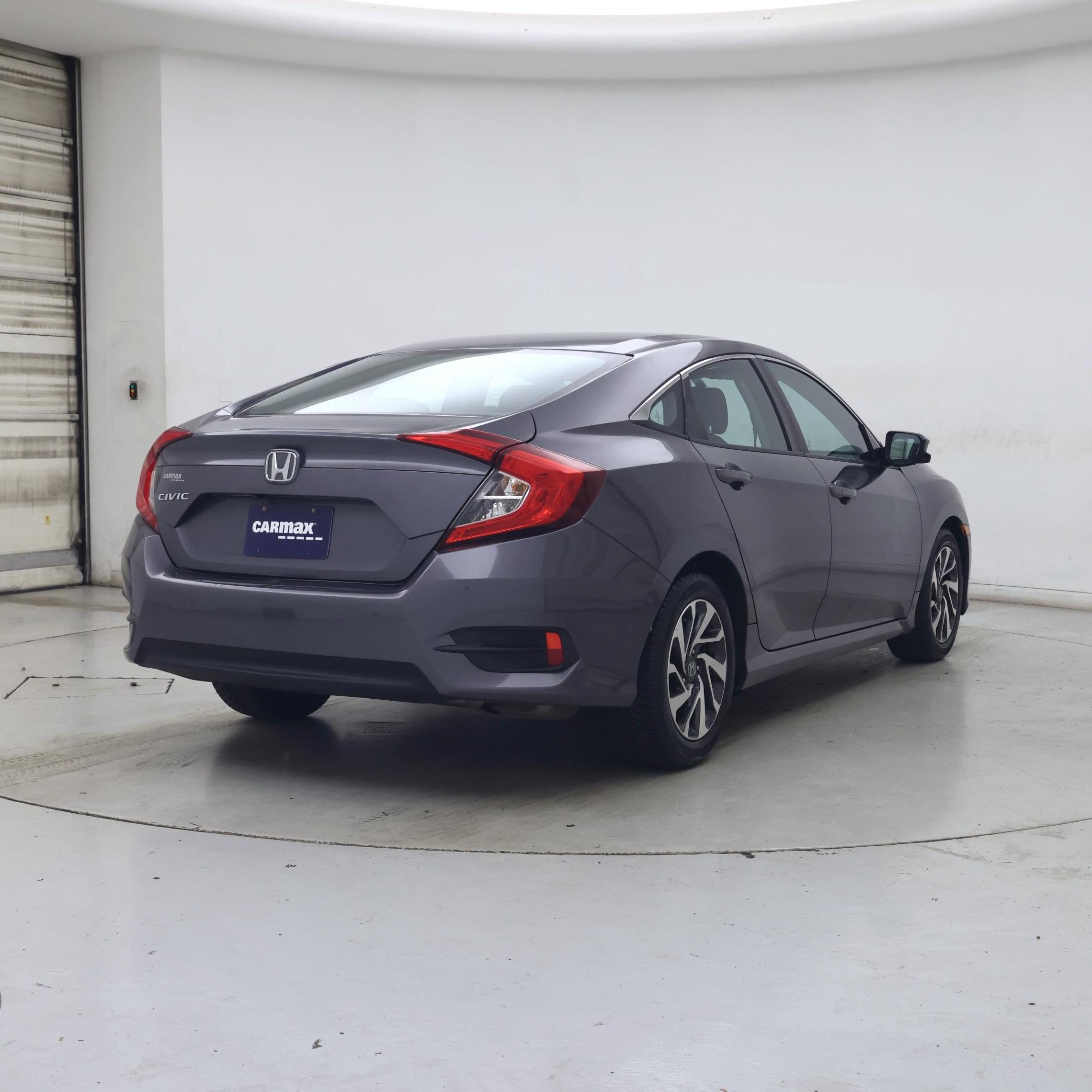 Thumbnail: 2016 Honda Civic - 8