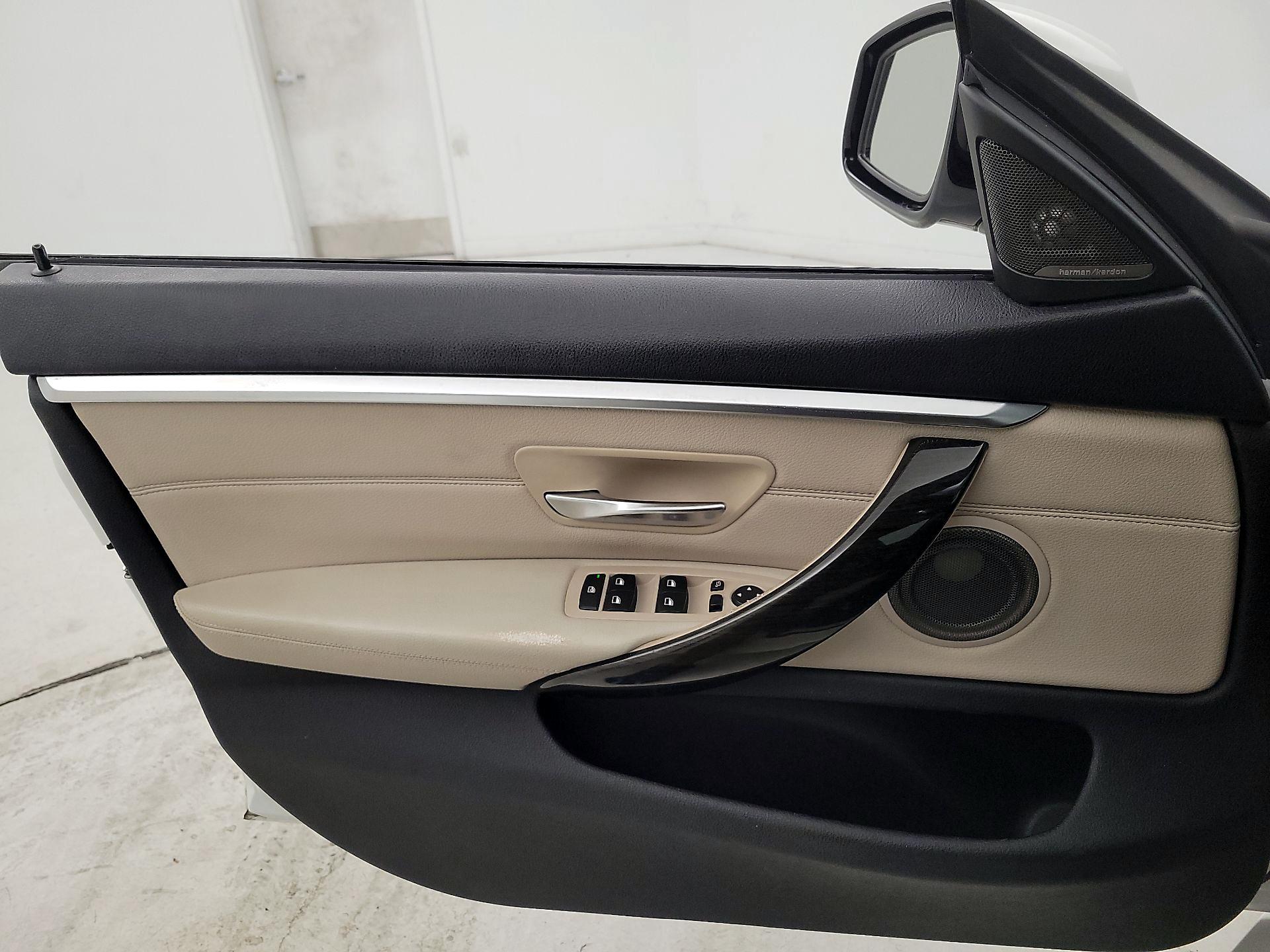 Thumbnail: 2016 BMW 4 Series - 12