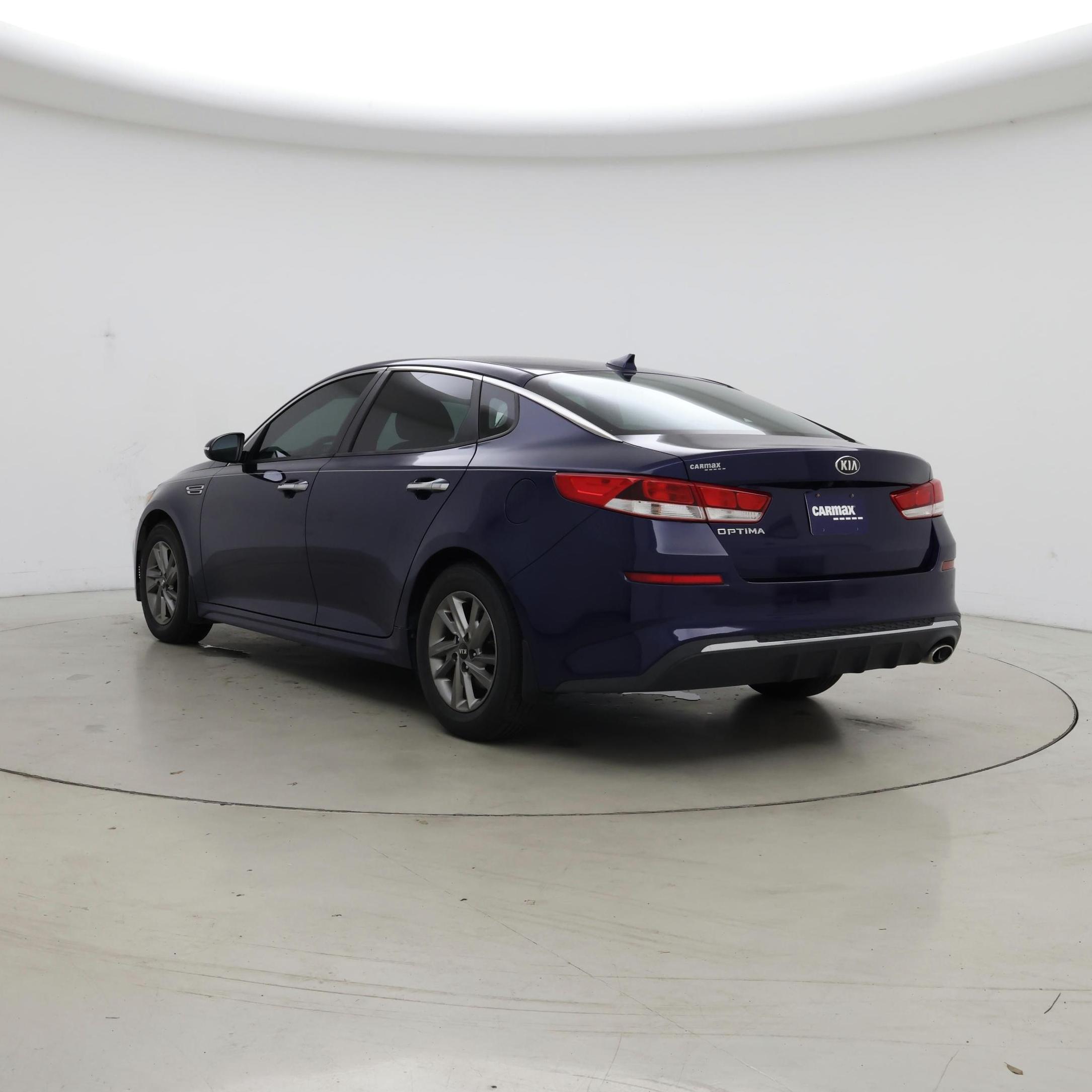 Thumbnail: 2019 Kia Optima - 2