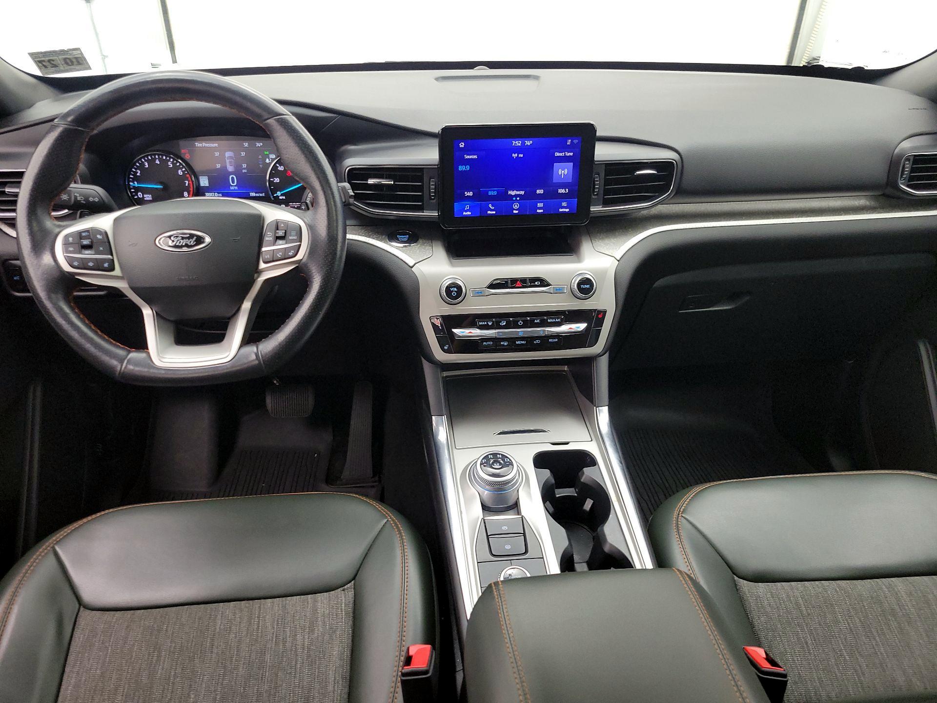 Thumbnail: 2022 Ford Explorer - 9