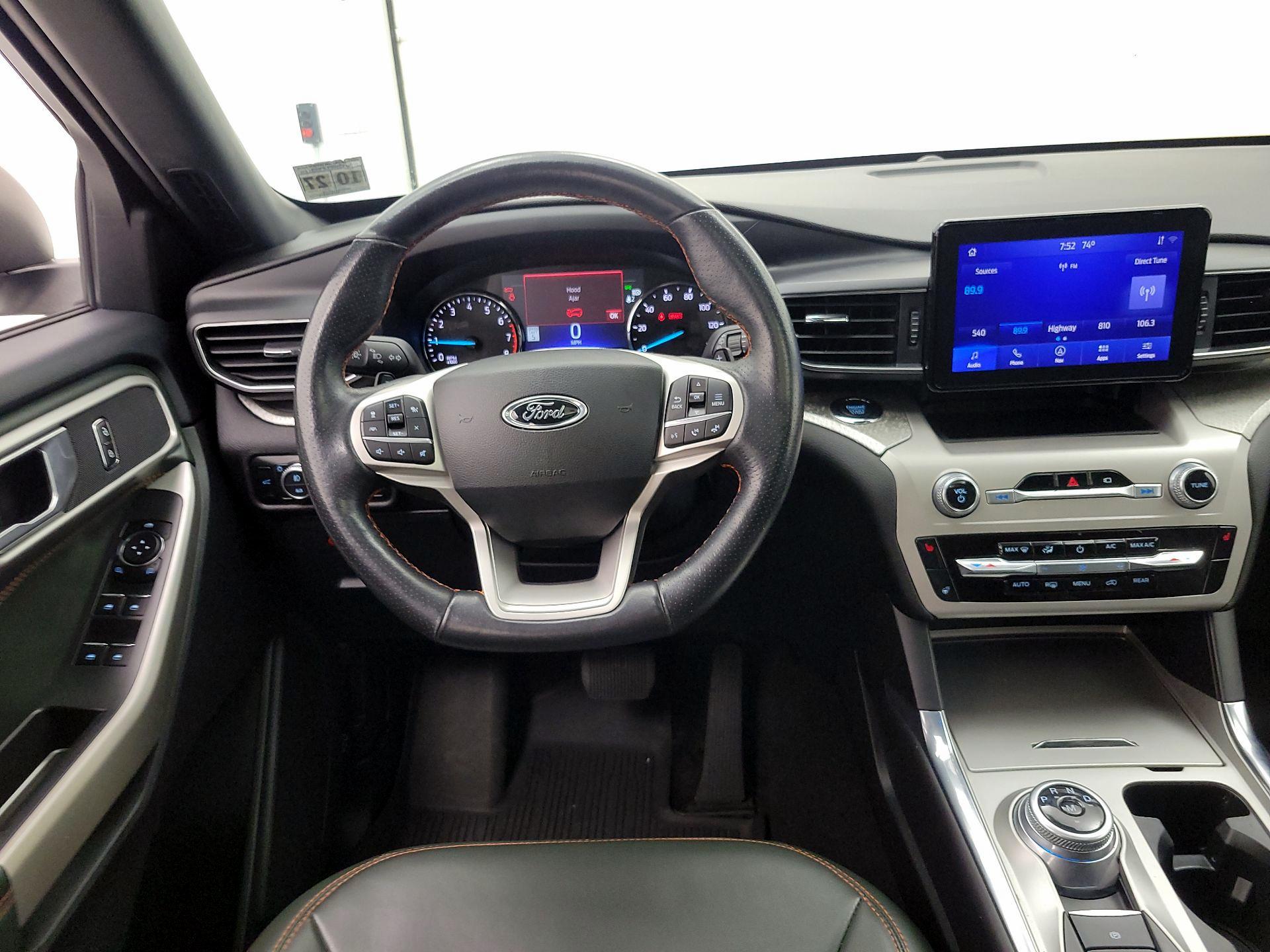 Thumbnail: 2022 Ford Explorer - 10