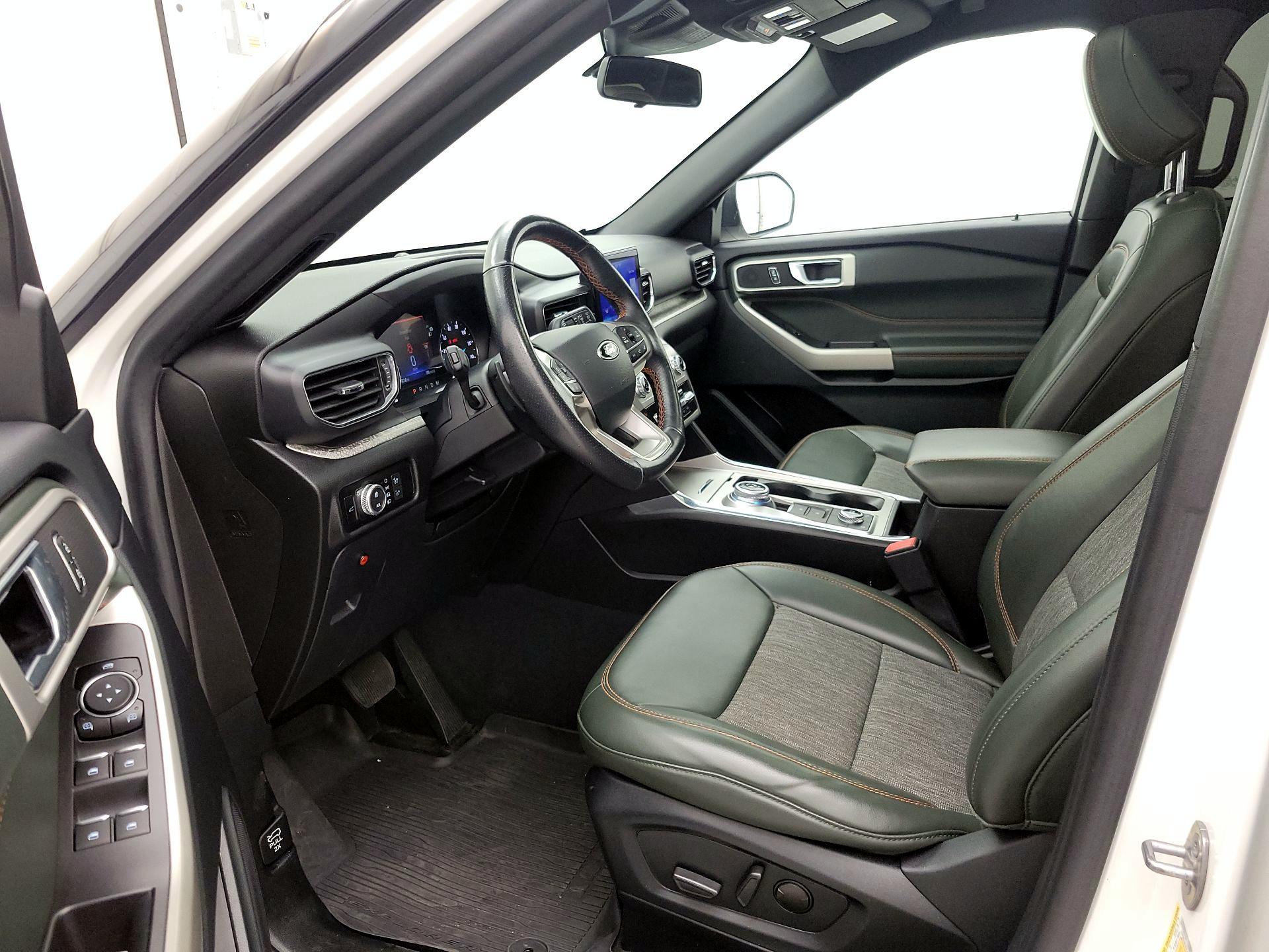 Thumbnail: 2022 Ford Explorer - 11