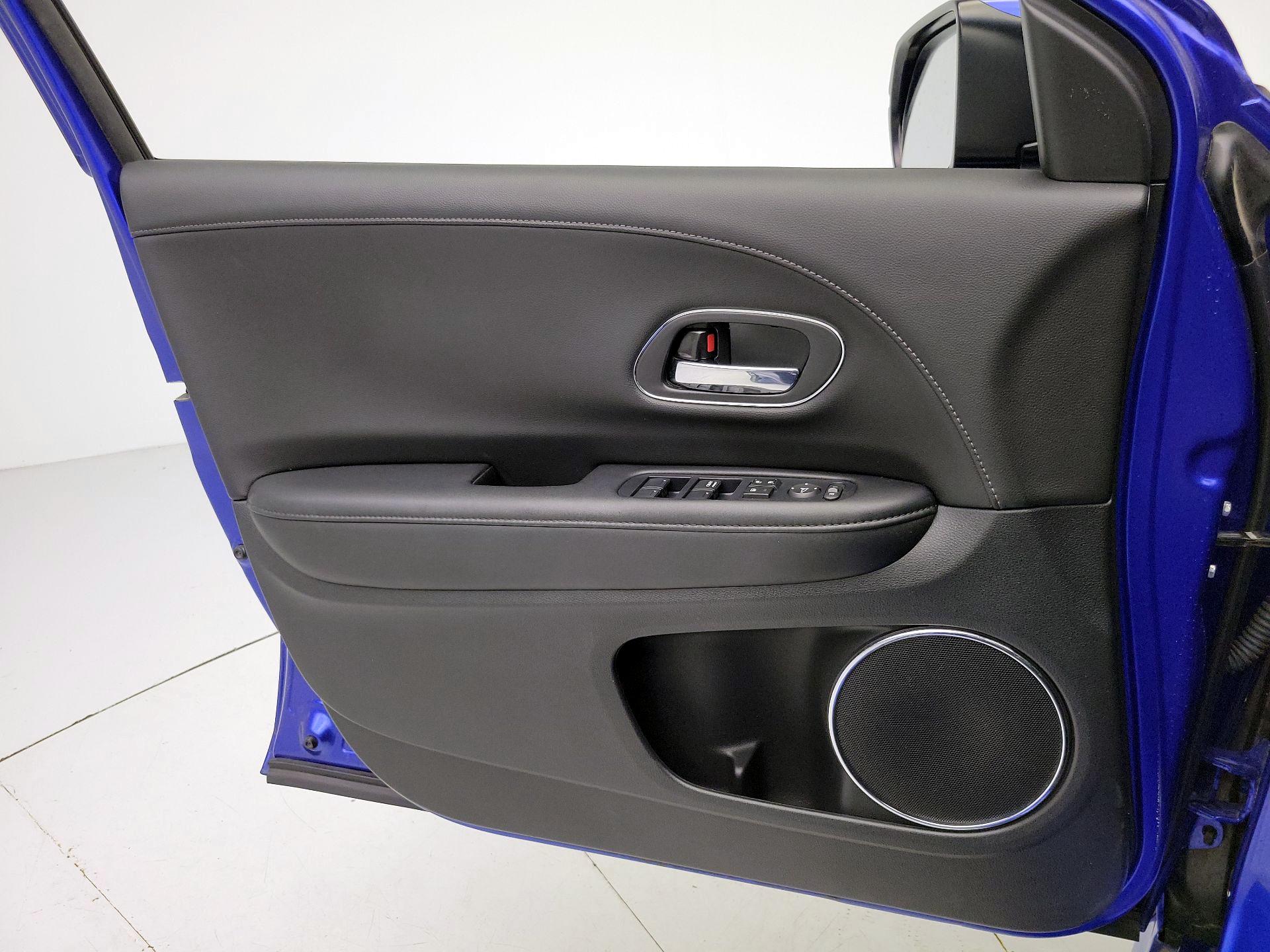 Thumbnail: 2019 Honda HR-V - 12