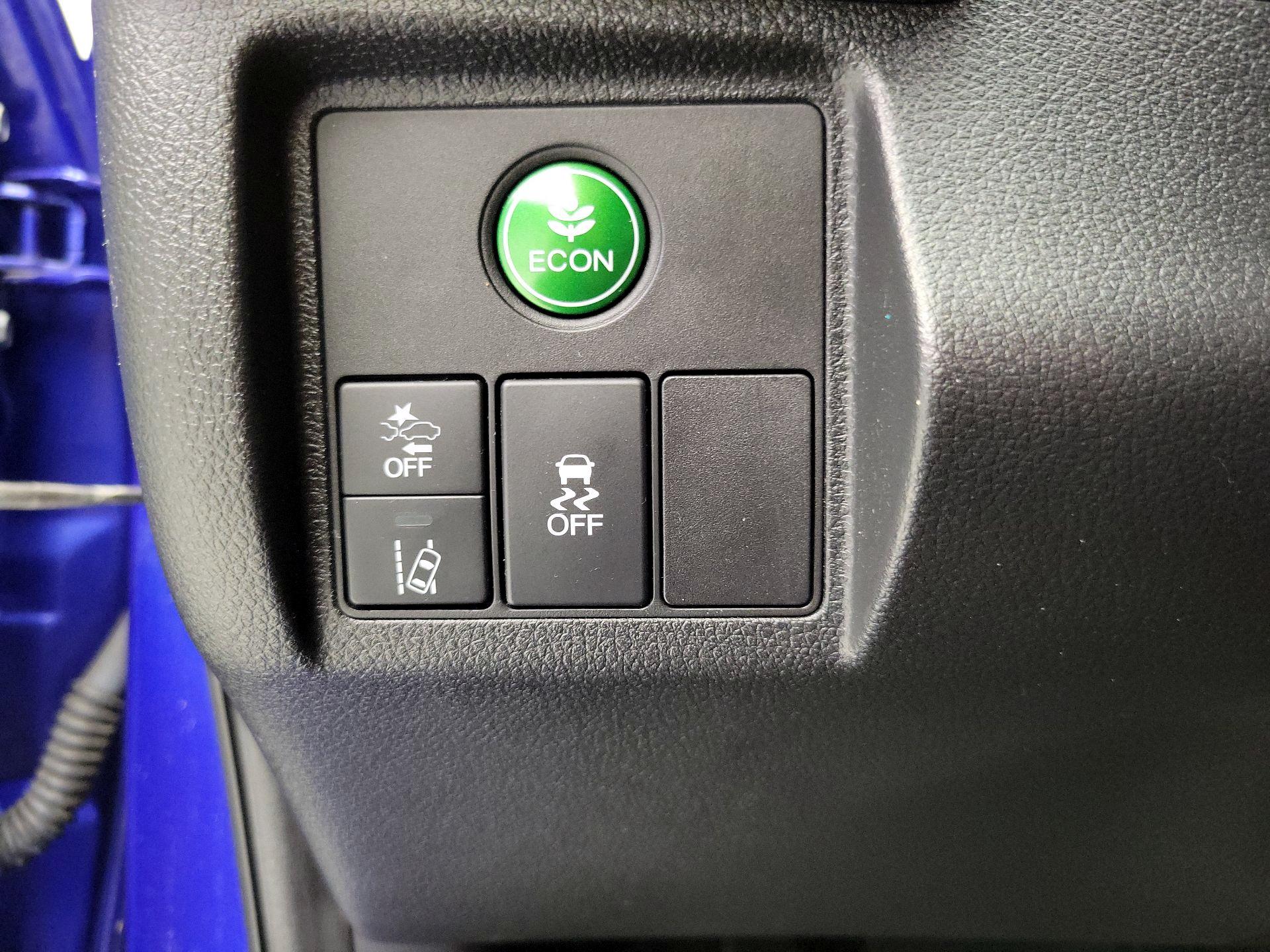 Thumbnail: 2019 Honda HR-V - 13