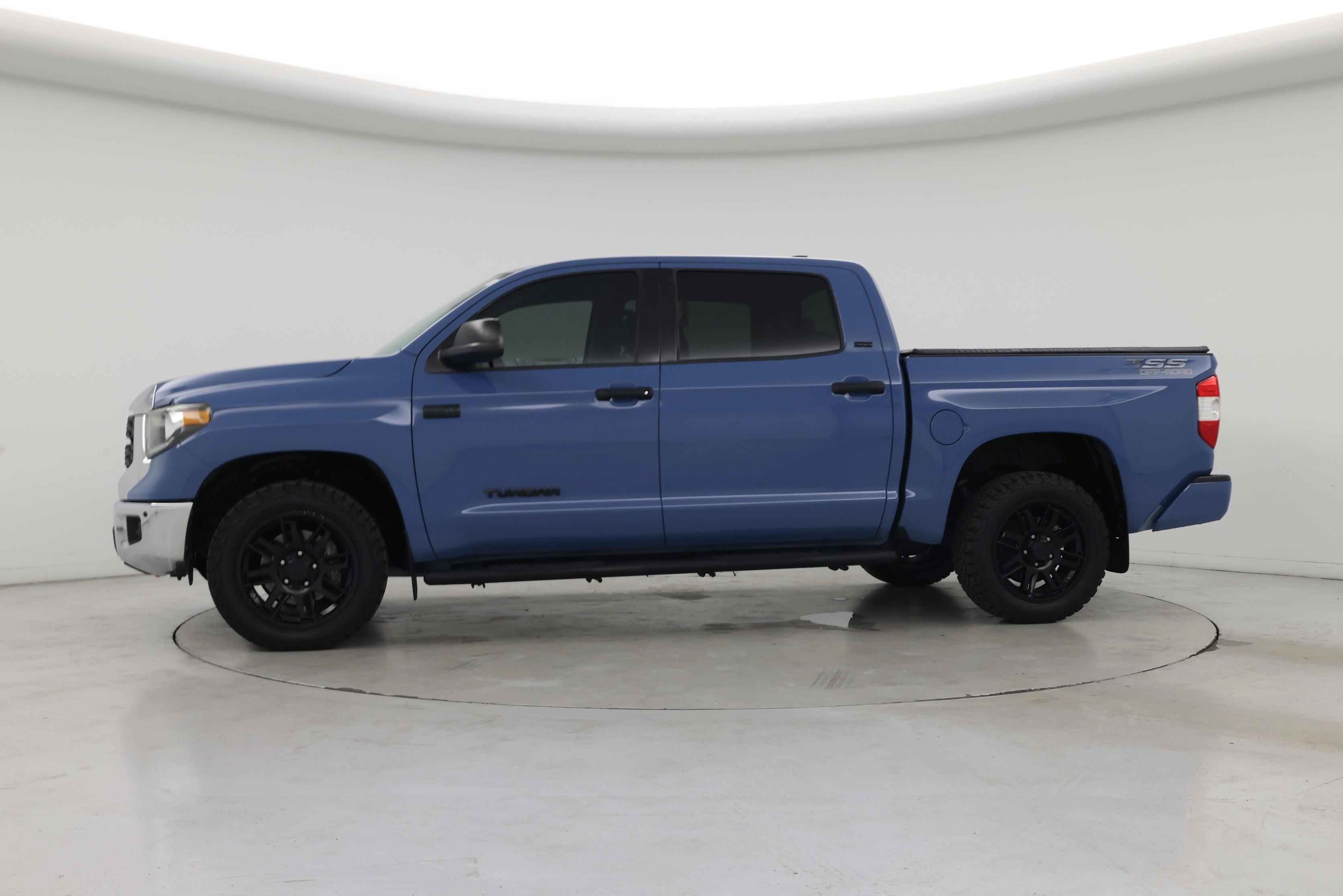 Thumbnail: 2021 Toyota Tundra - 3