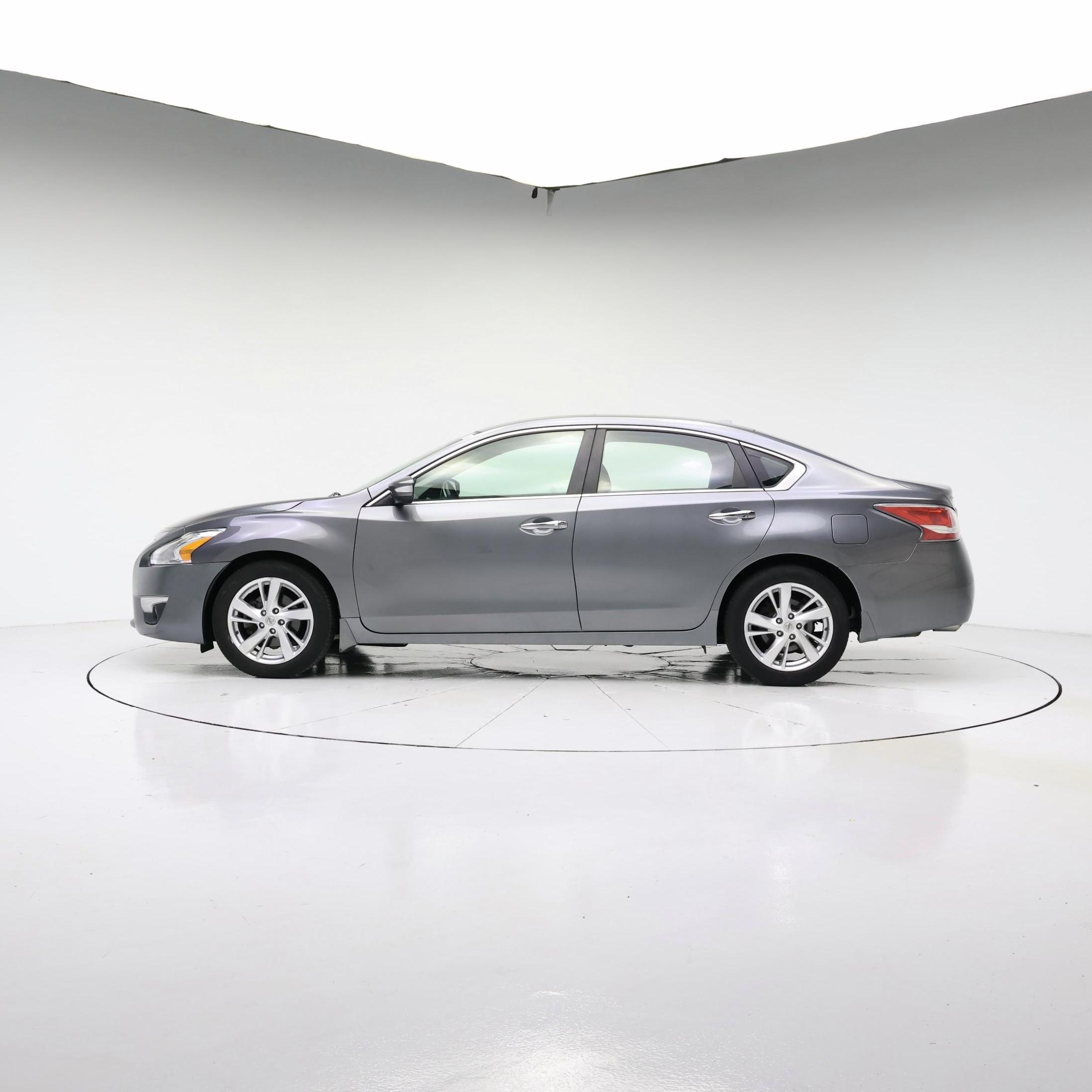Thumbnail: 2014 Nissan Altima - 3