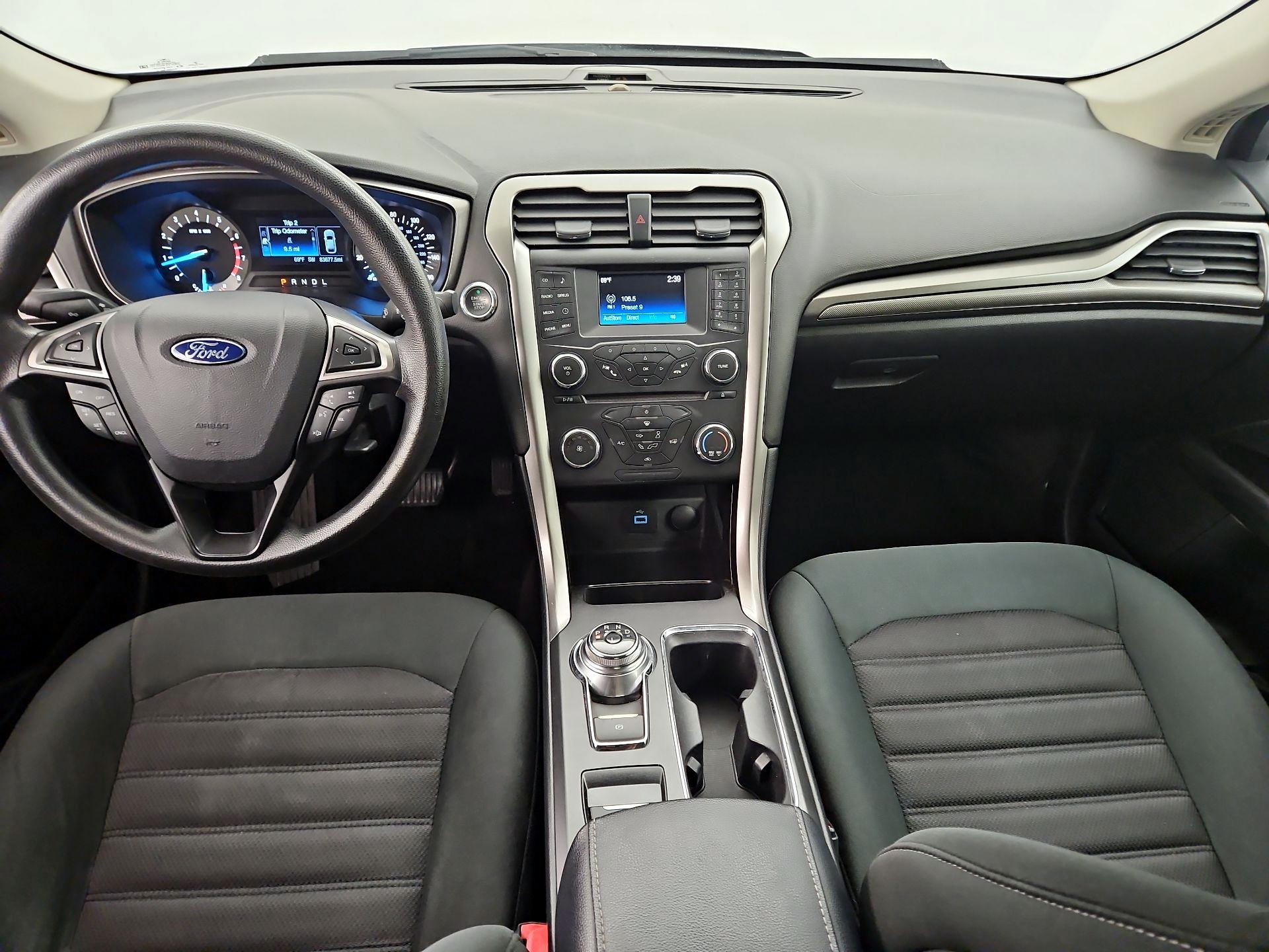 Thumbnail: 2017 Ford Fusion - 9