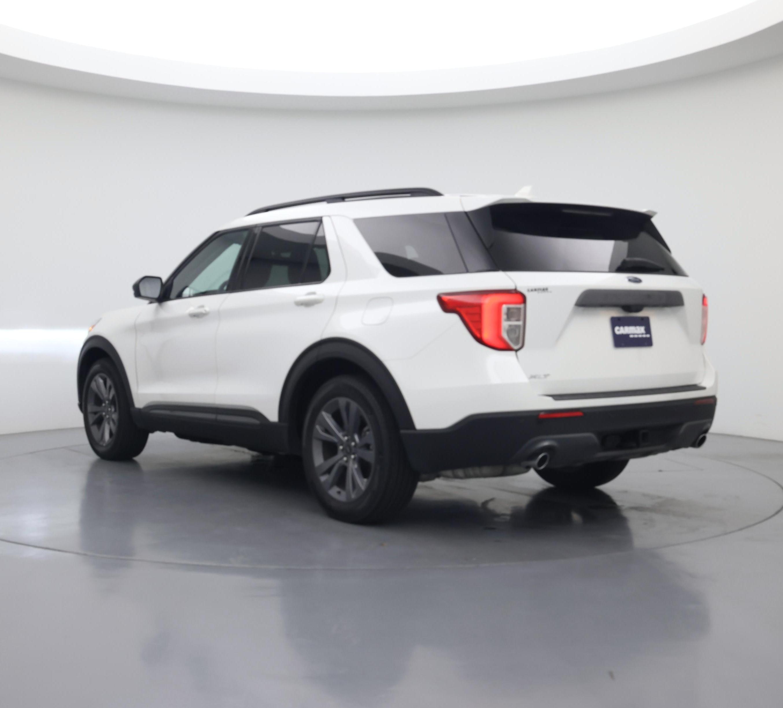 Thumbnail: 2024 Ford Explorer - 2