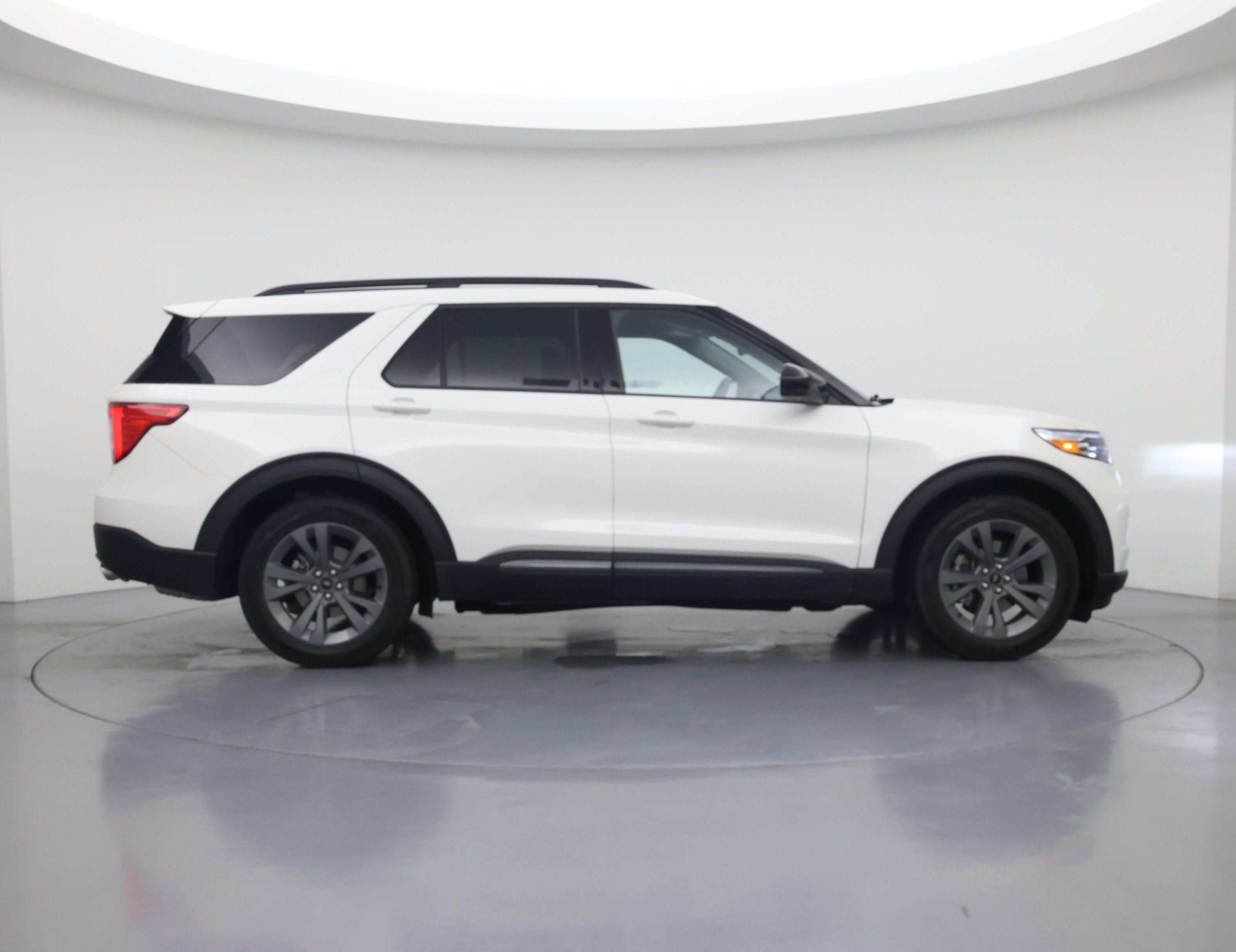 Thumbnail: 2024 Ford Explorer - 7