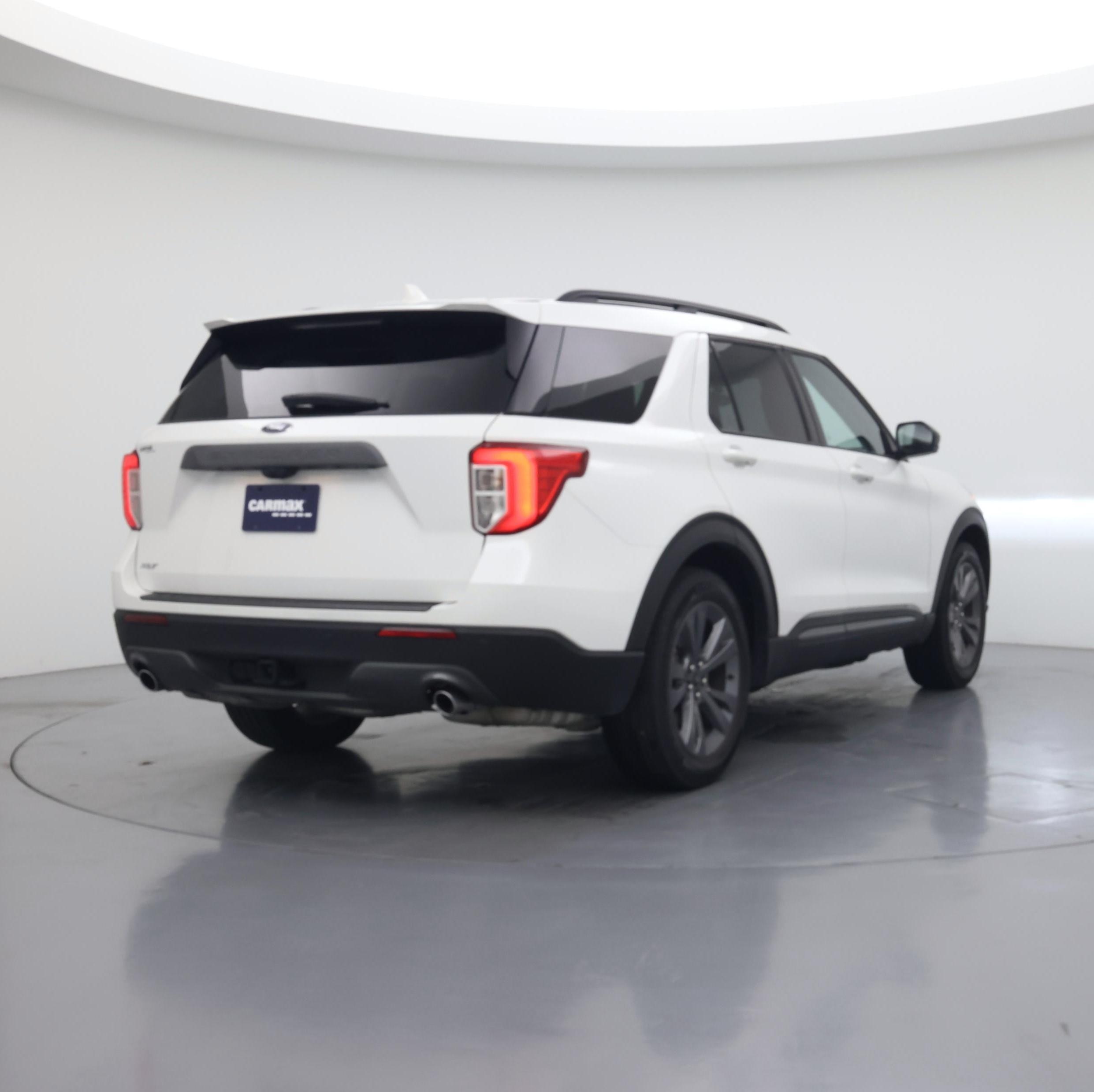 Thumbnail: 2024 Ford Explorer - 8