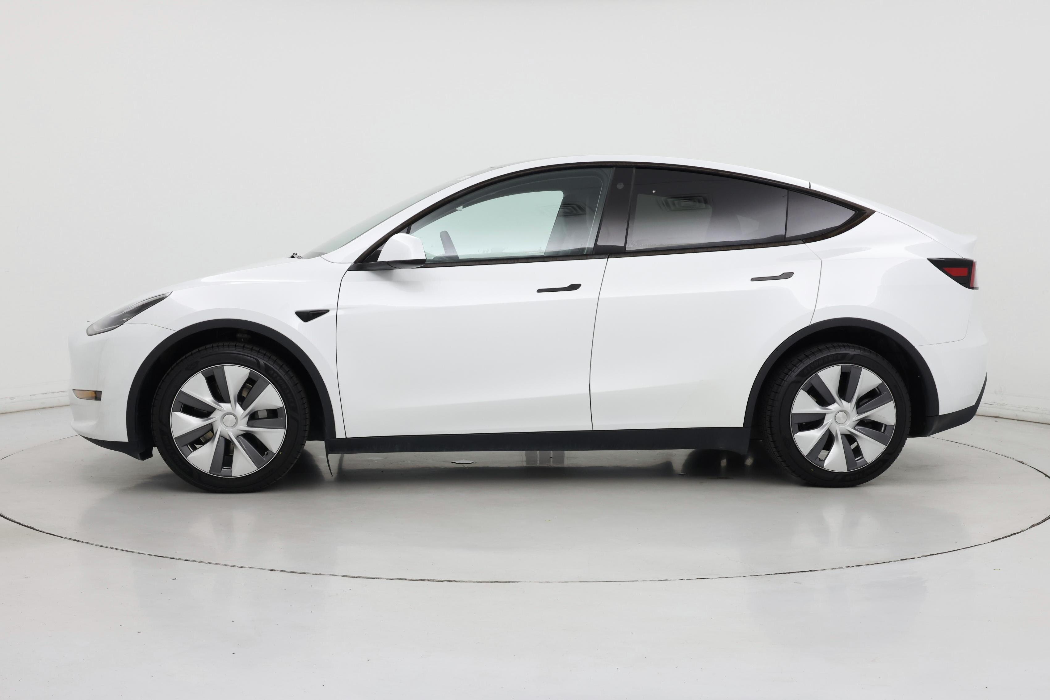 Thumbnail: 2023 Tesla Model Y - 3