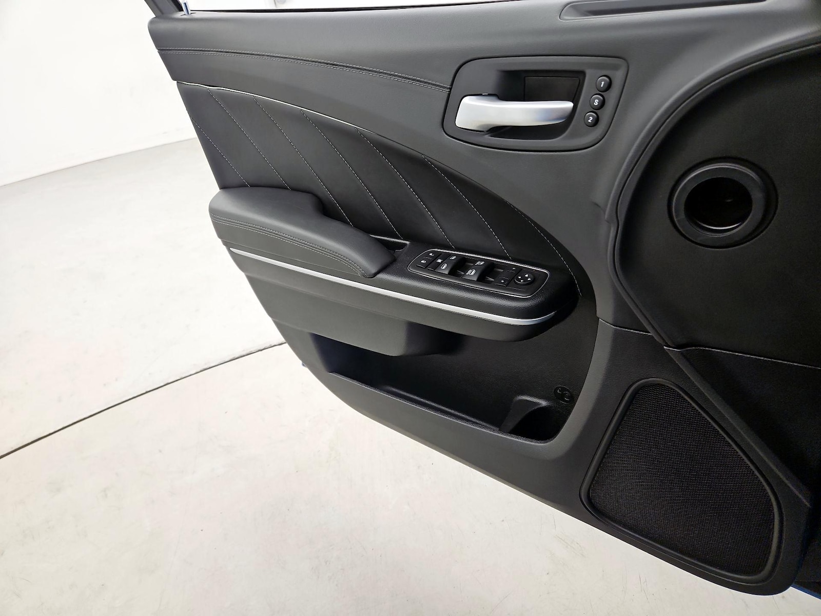 2023 Dodge Charger Scat Pack - Photo 13