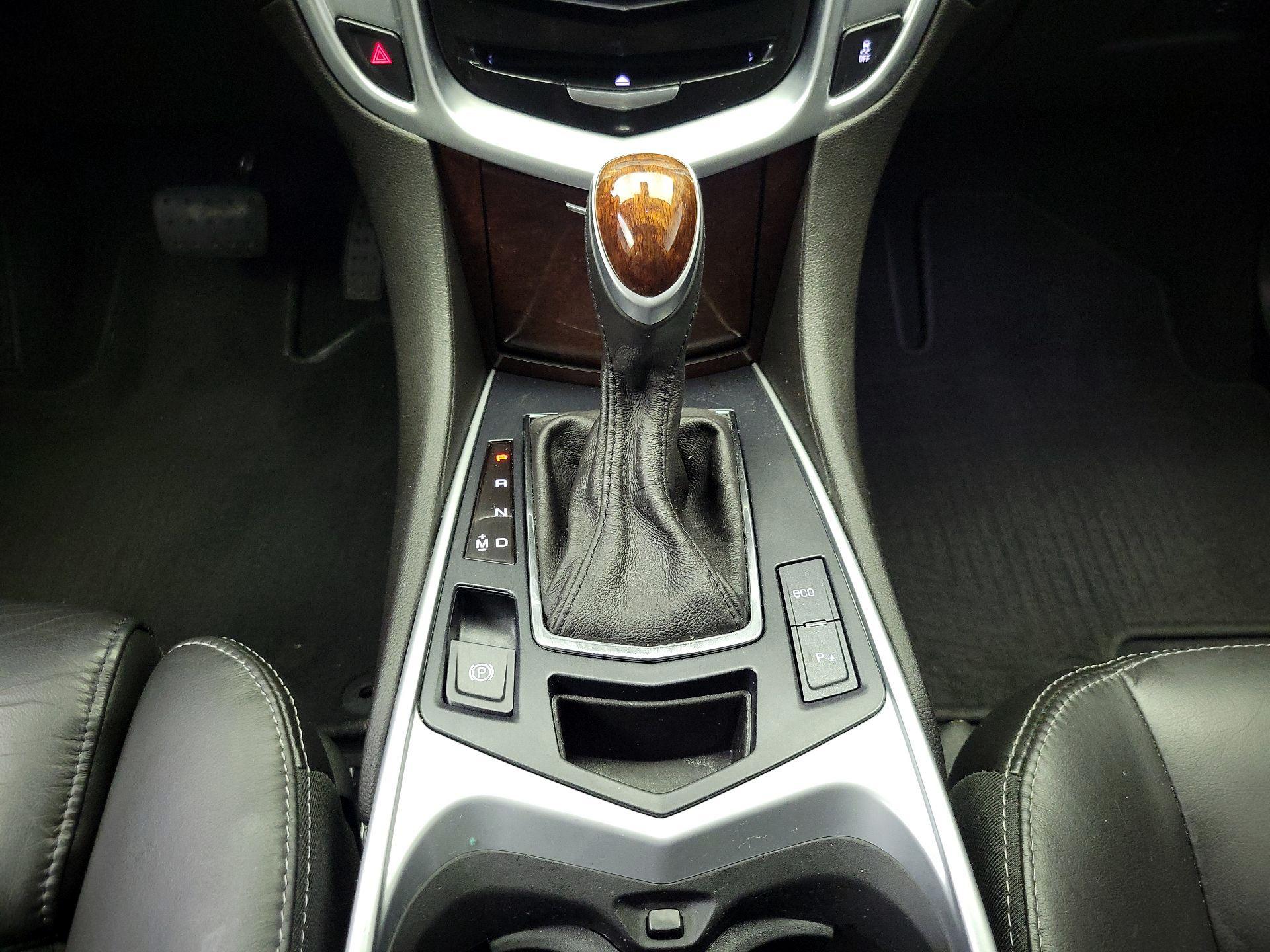 Thumbnail: 2016 Cadillac SRX - 18