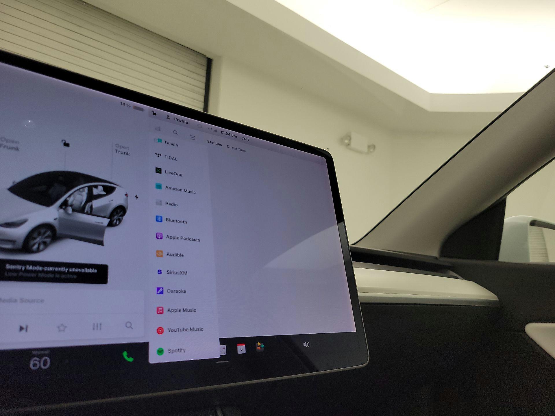 Thumbnail: 2020 Tesla Model Y - 15