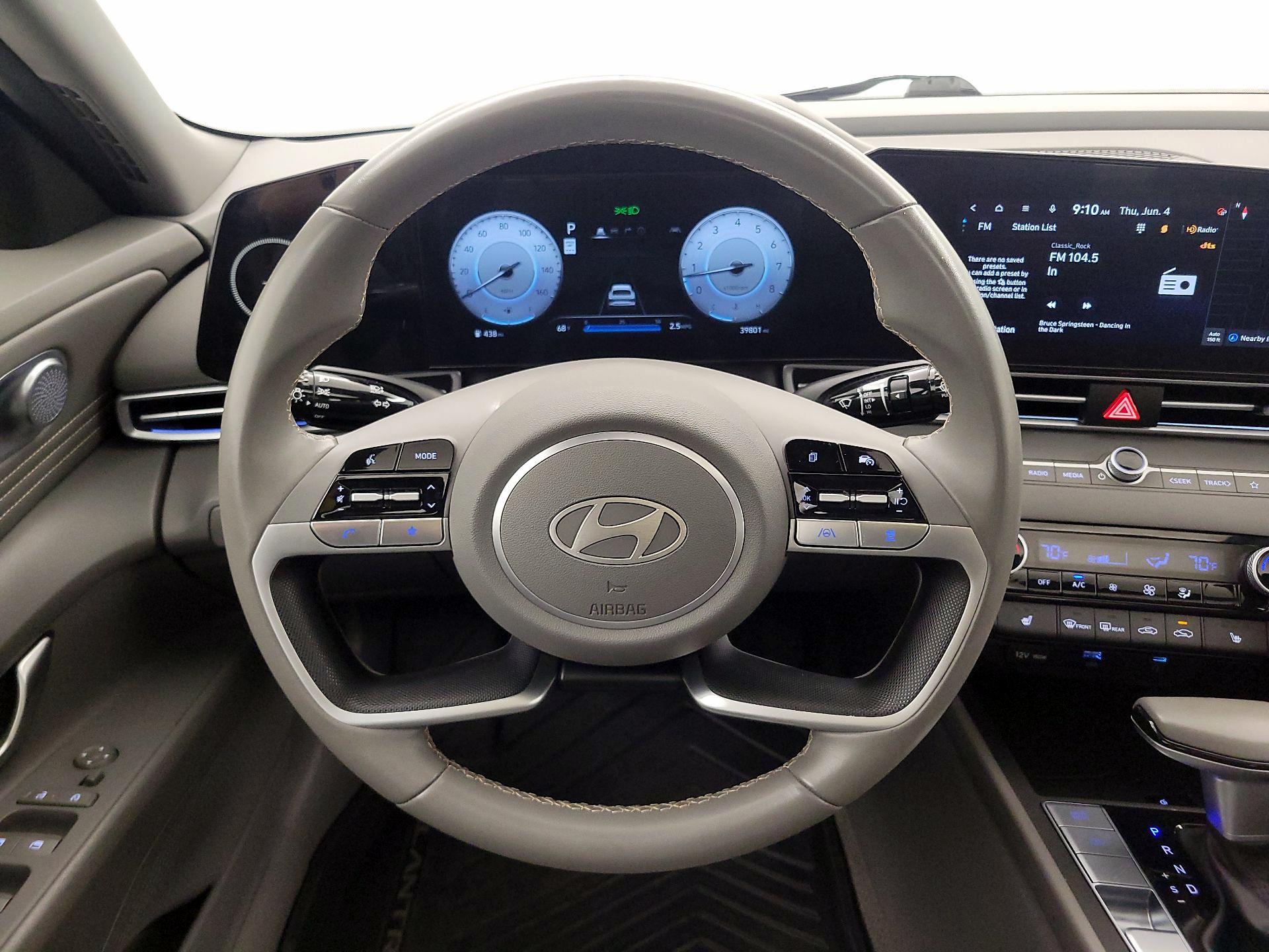 Thumbnail: 2024 Hyundai Elantra - 10