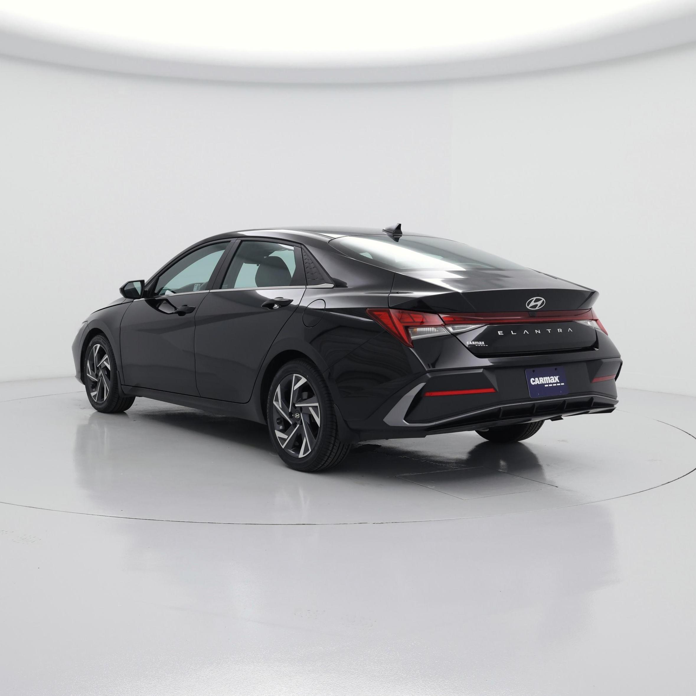 Thumbnail: 2024 Hyundai Elantra - 2