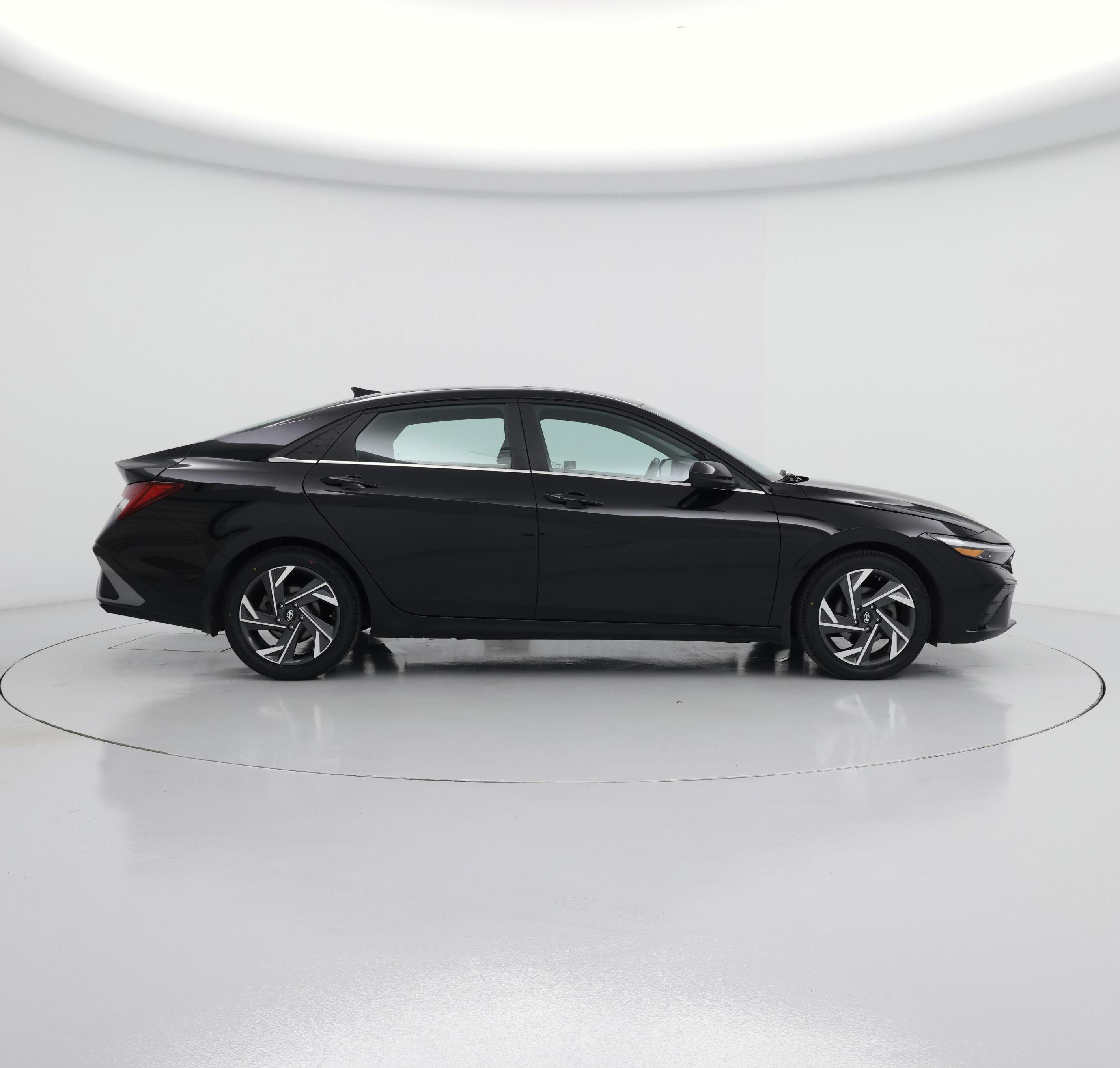 Thumbnail: 2024 Hyundai Elantra - 7