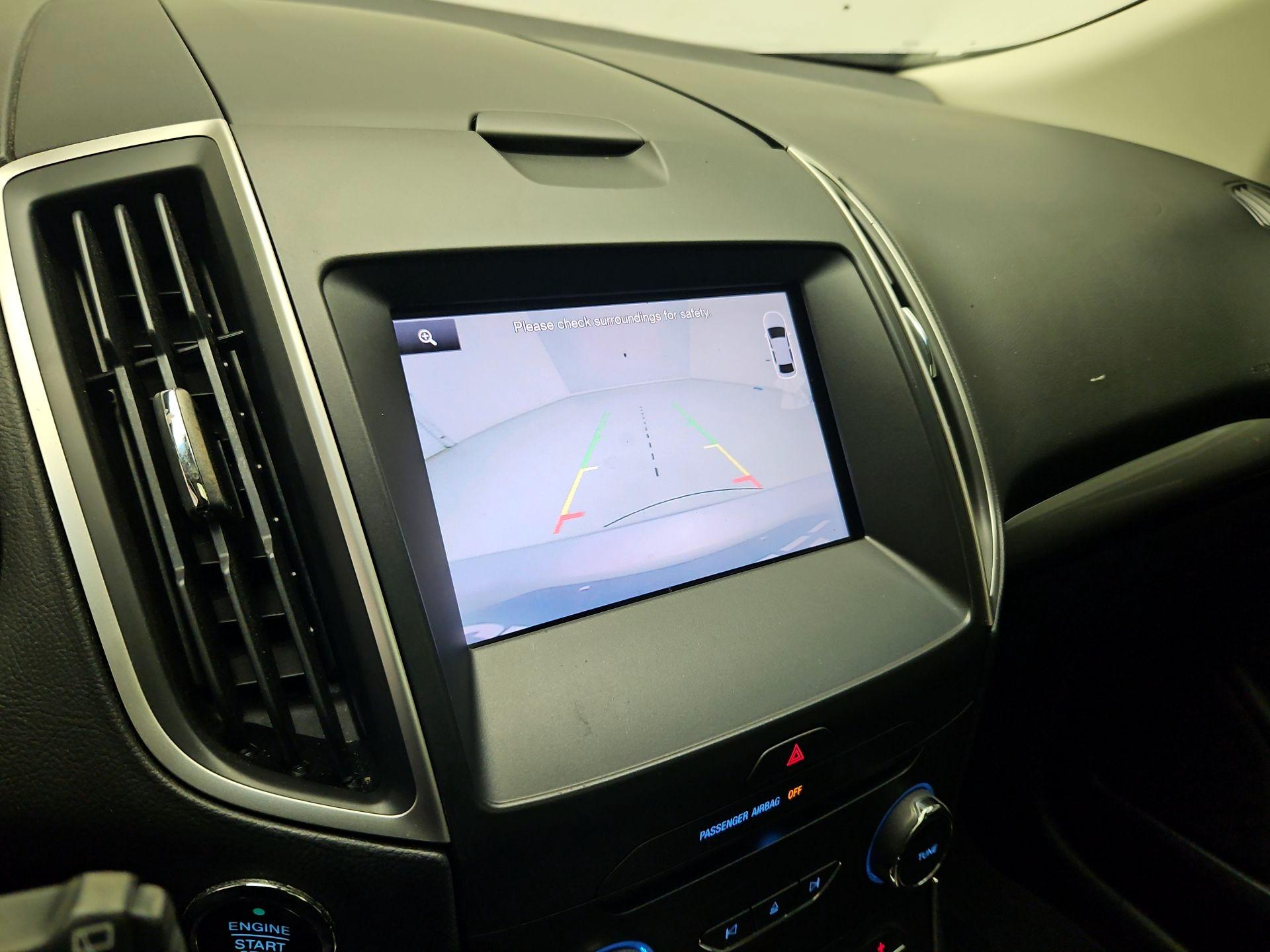 Thumbnail: 2015 Ford Edge - 15