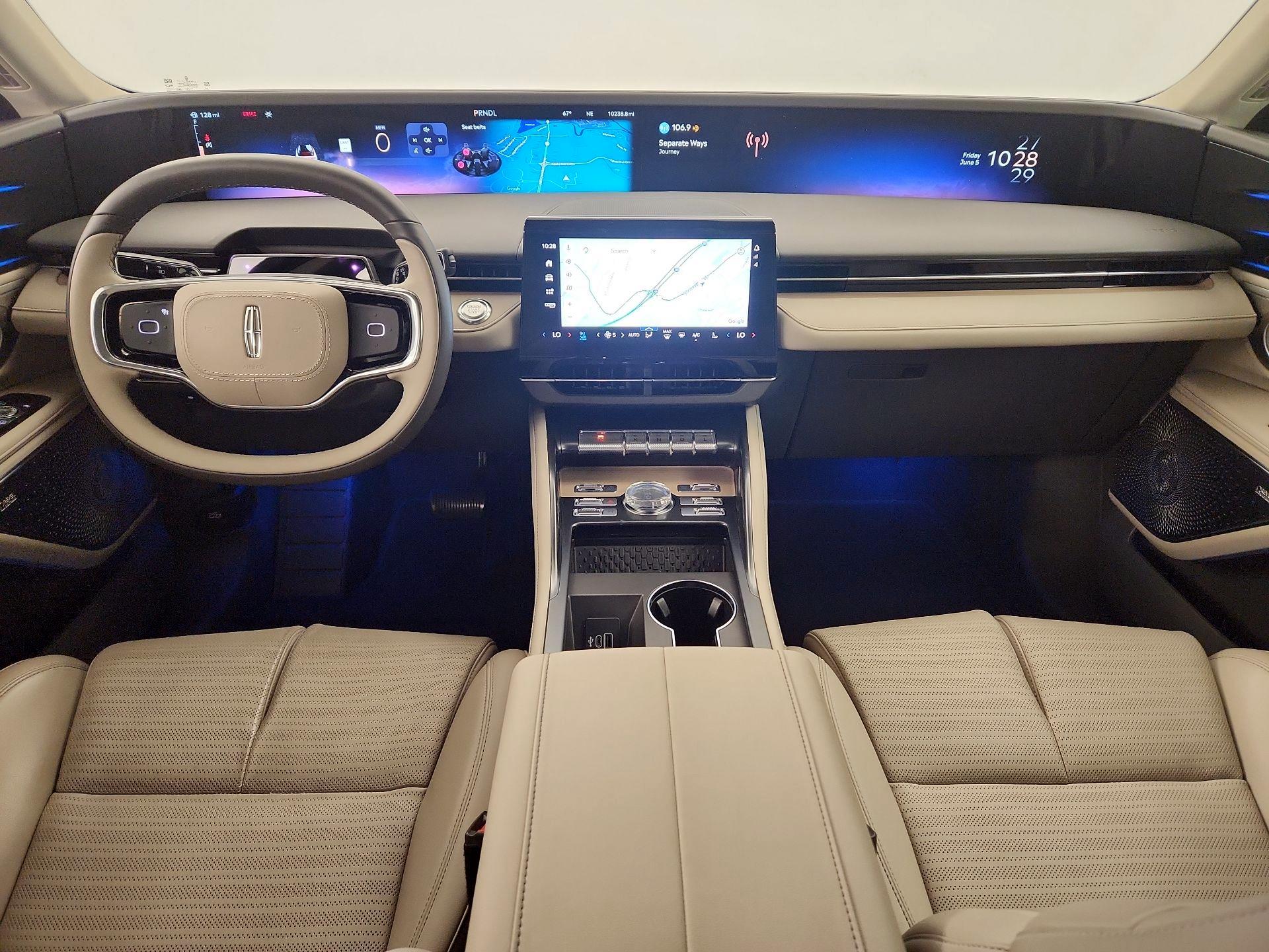 Thumbnail: 2025 Lincoln Nautilus - 9