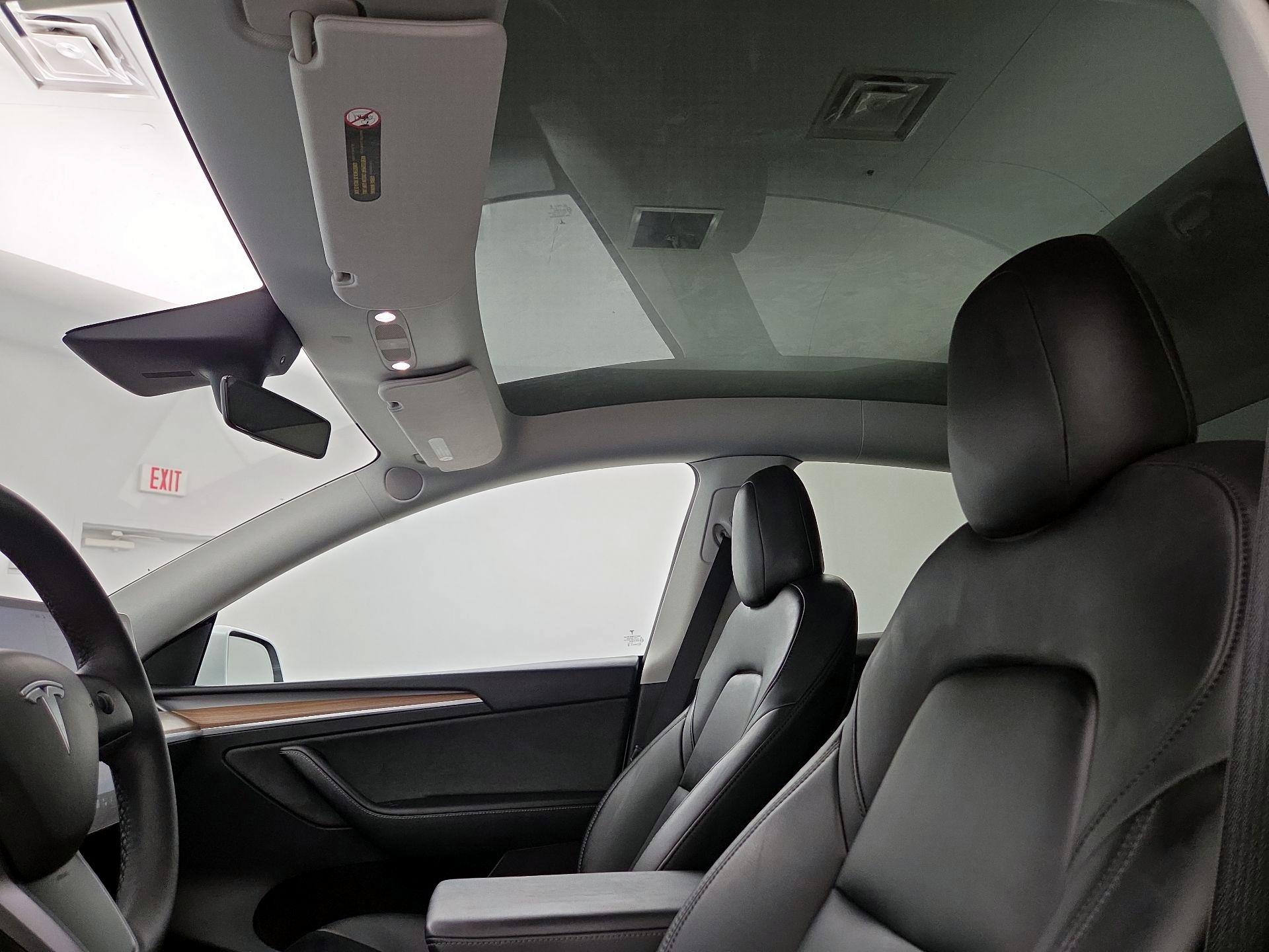 Thumbnail: 2022 Tesla Model Y - 19