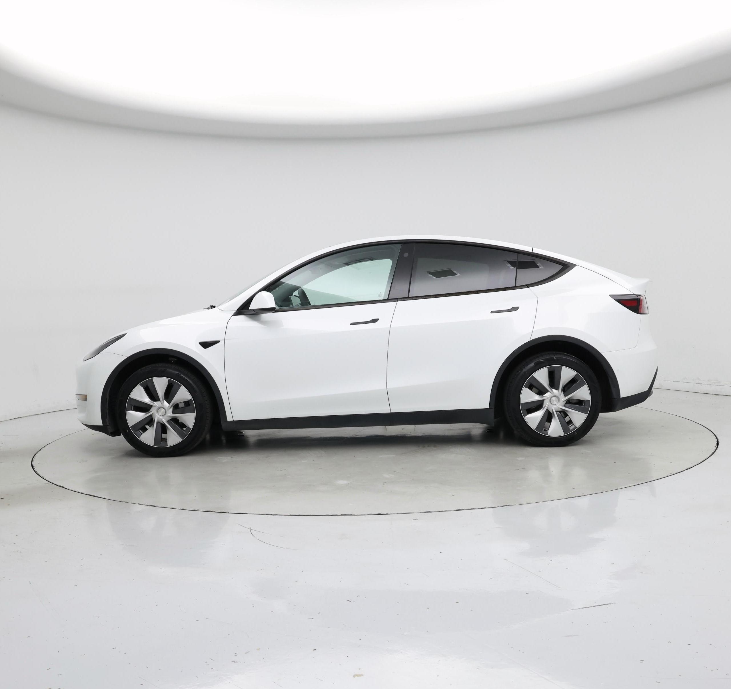 Thumbnail: 2022 Tesla Model Y - 3