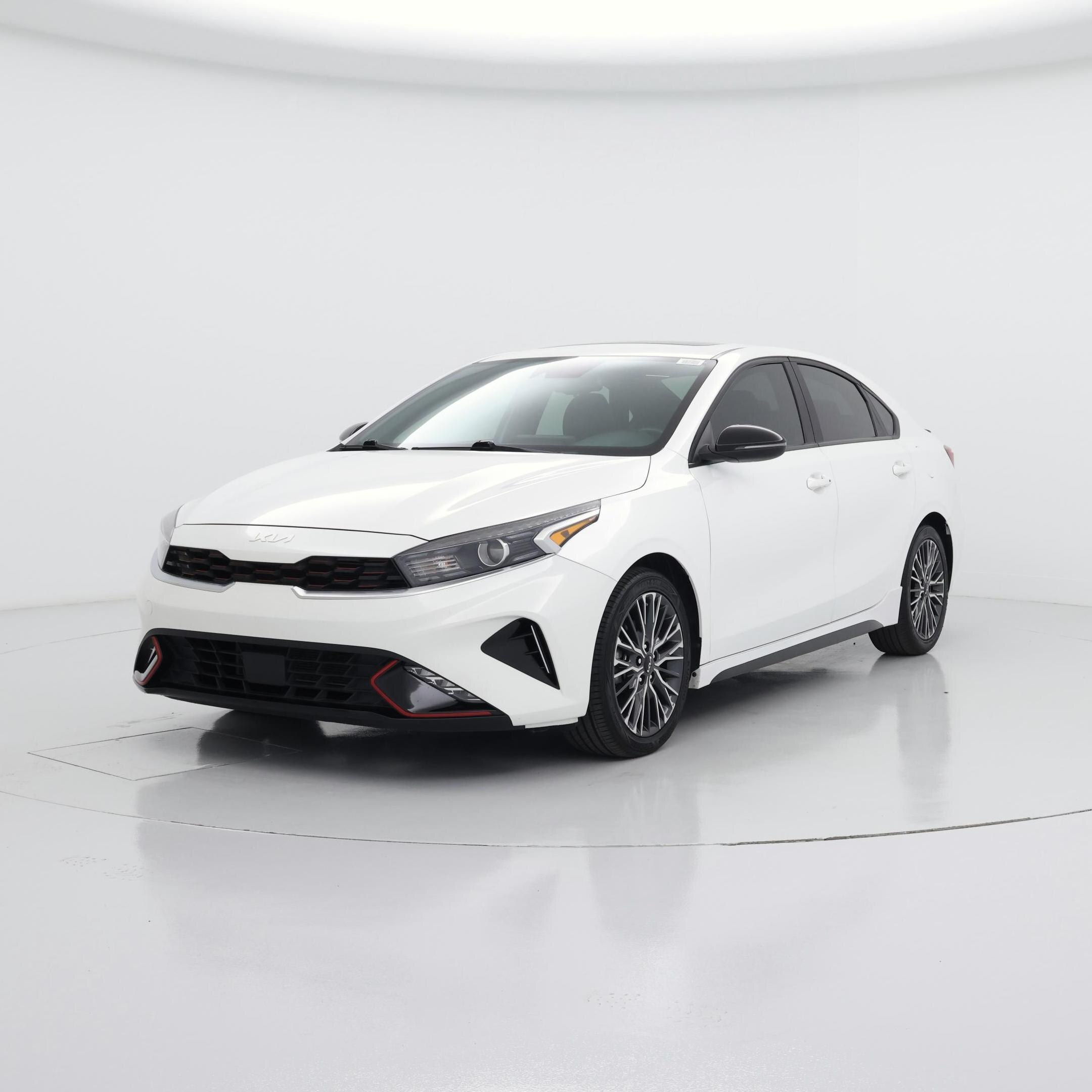 Thumbnail: 2024 Kia Forte - 4