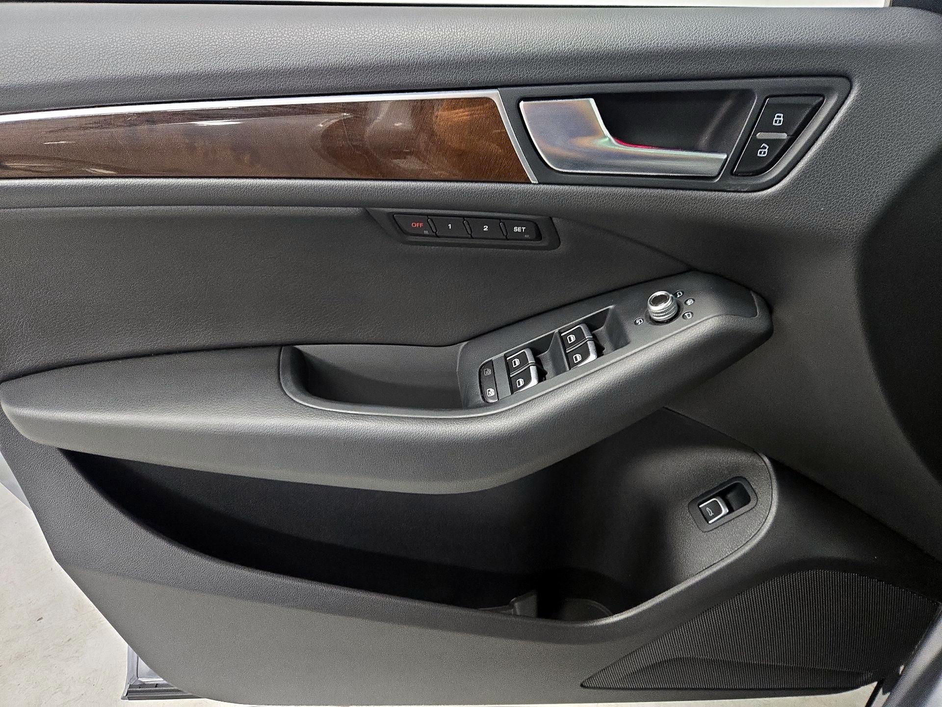 Thumbnail: 2015 Audi Q5 - 12